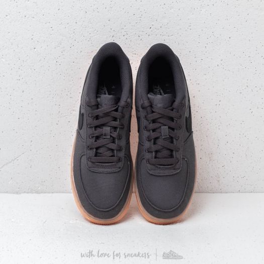 Nike air force 1 lv8 top black gum sole