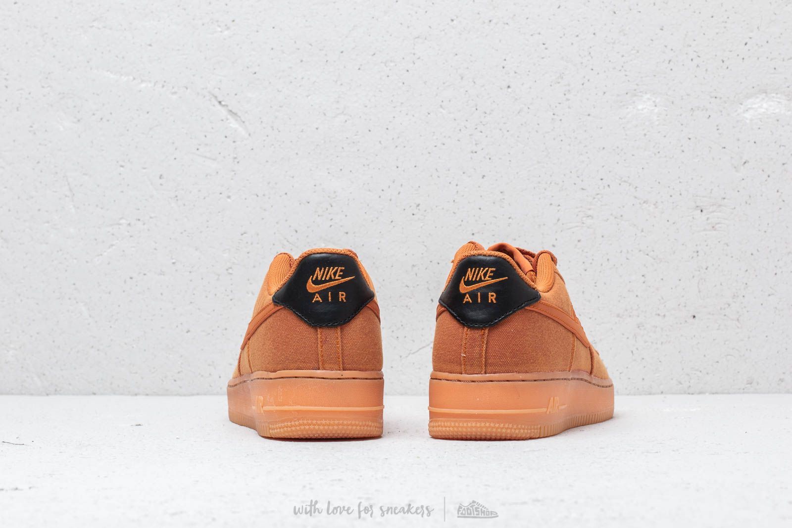 Men s shoes Nike Air Force 1 07 LV8 Style Monarch Monarch Gum