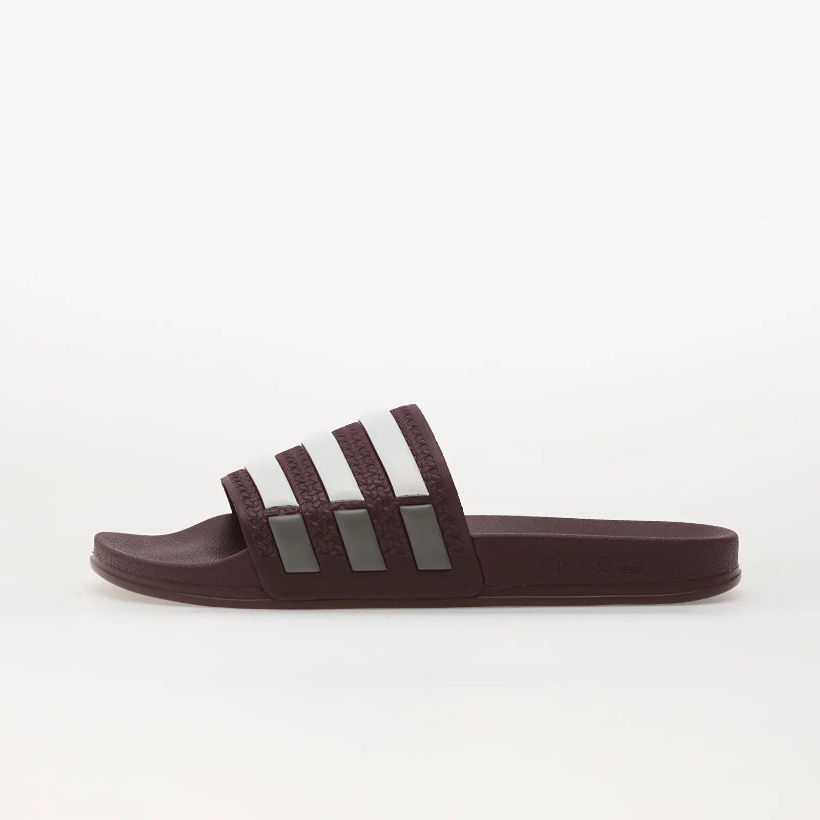 Chaussures et baskets homme adidas Adilette OG Cf Slides Maroon/ Ftwr White/ Core Black