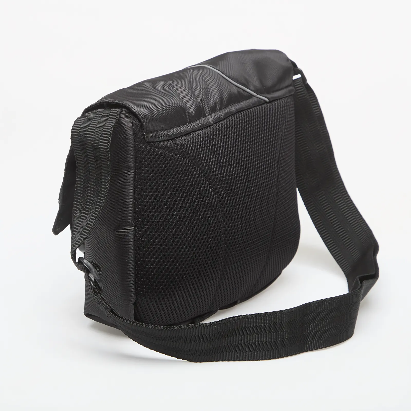 Crossbody-tasker adidas Cross Body Black