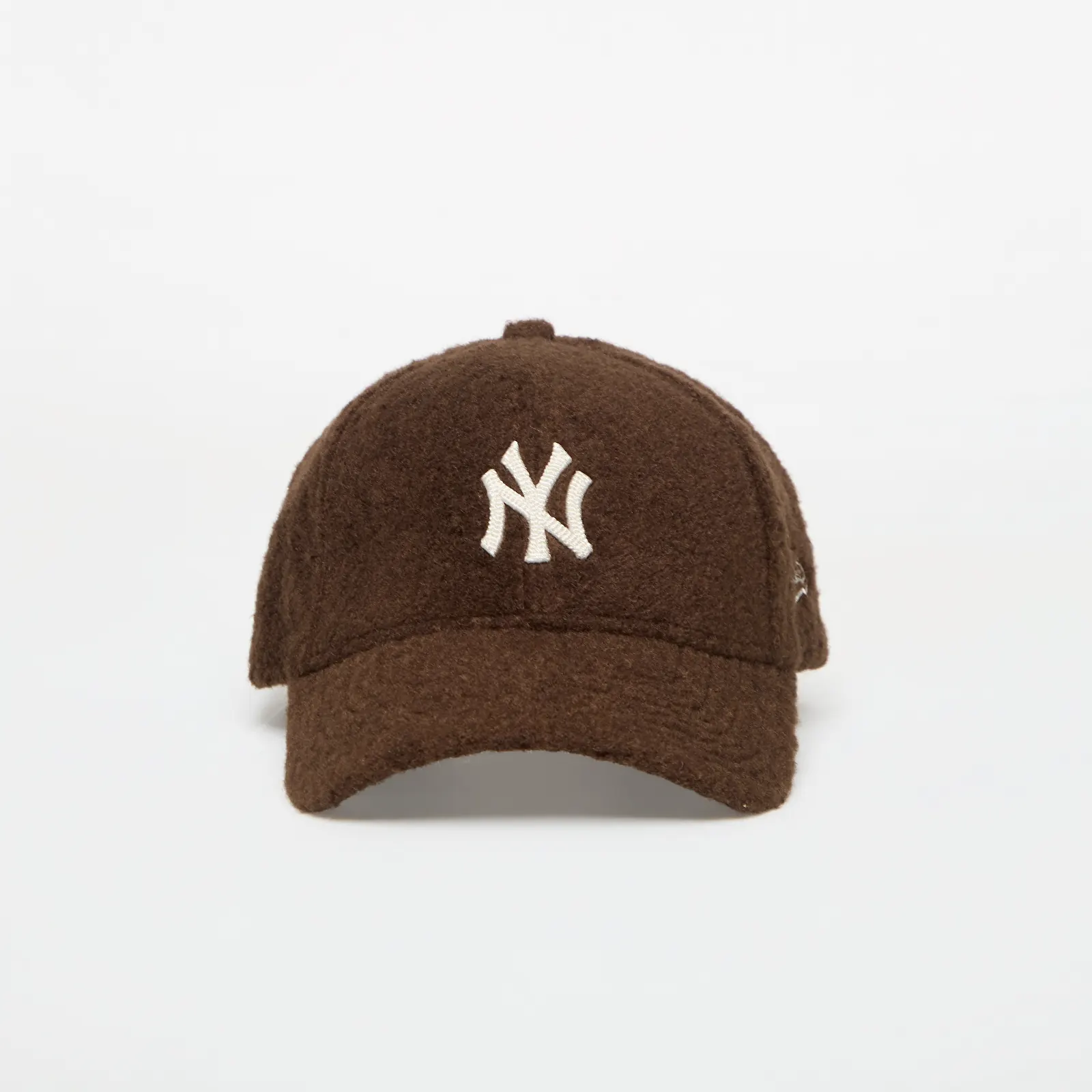 Șepci pentru bărbați New Era 9FORTY MLB Winter Borg New York Yankees Brown