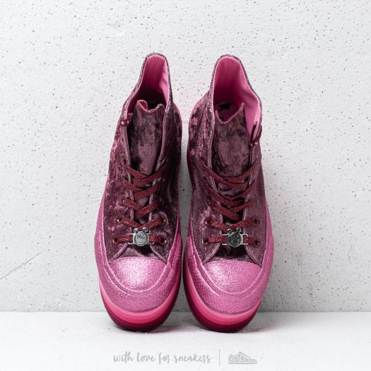 Women s shoes Converse x Miley Cyrus Chuck Taylor All Star Platform Hi Dark Burgundy Pink Footshop
