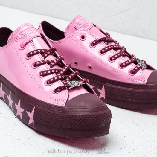 Women s shoes Converse x Miley Cyrus Chuck Taylor All Star Lift Ox Pink Dark Burgundy Pink Footshop