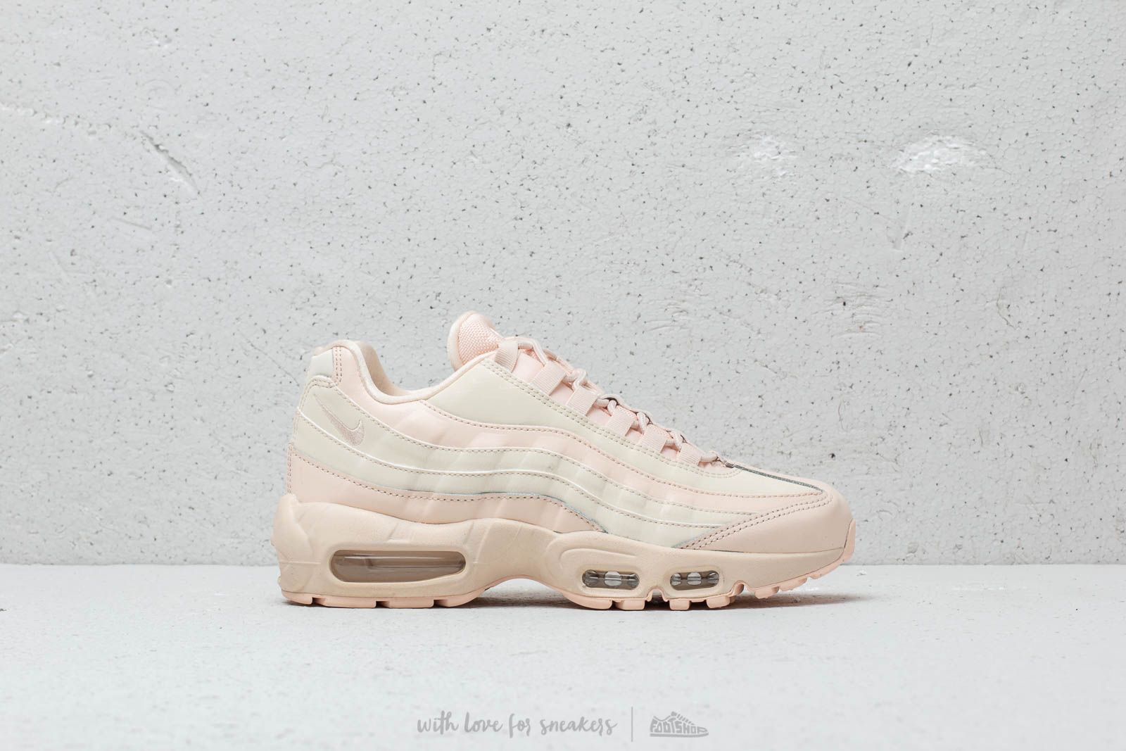 air max thea guava ice