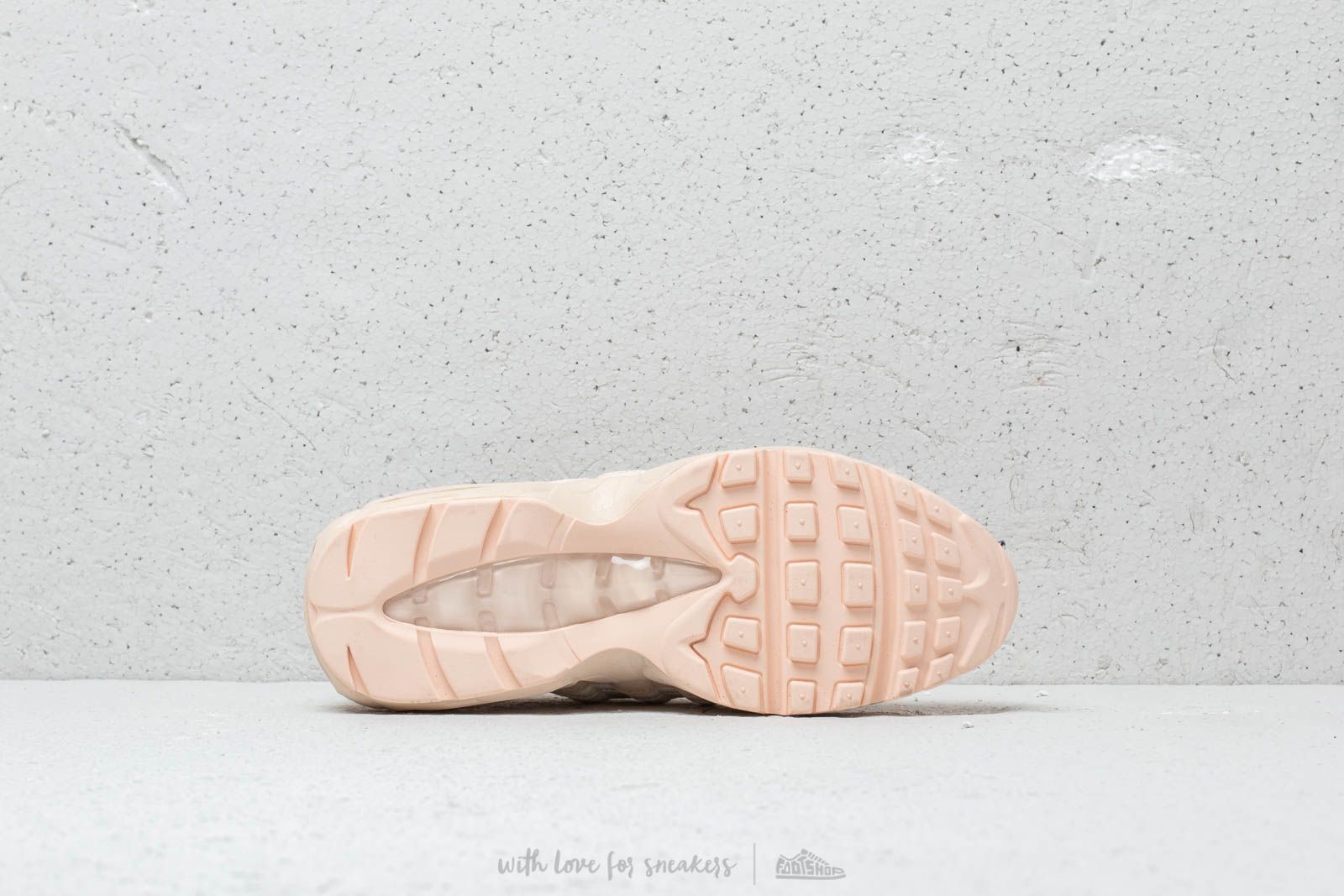 nike air max 95 lx guava ice