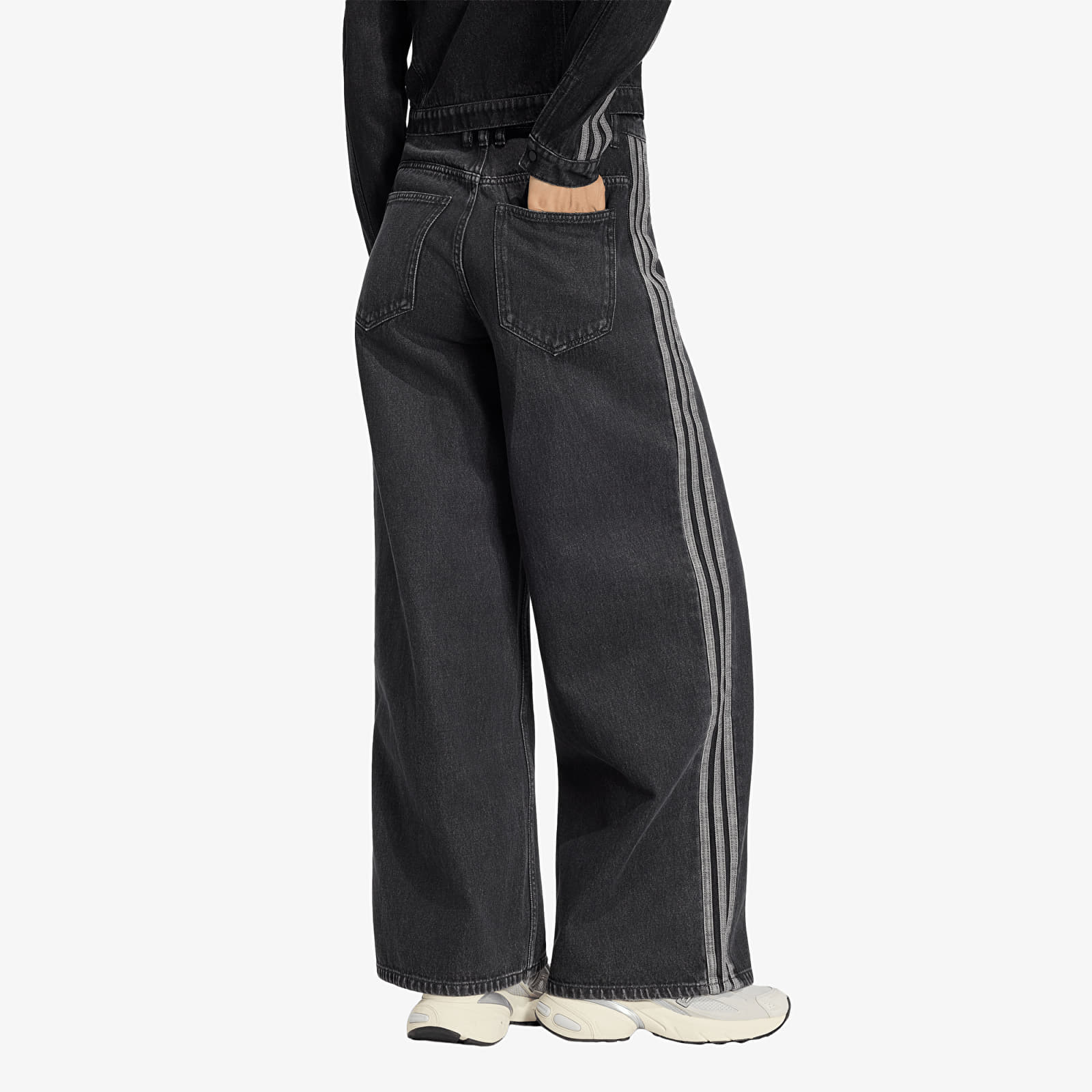 Farkut adidas High Rise Wide Leg Denim Pant True Black Denim