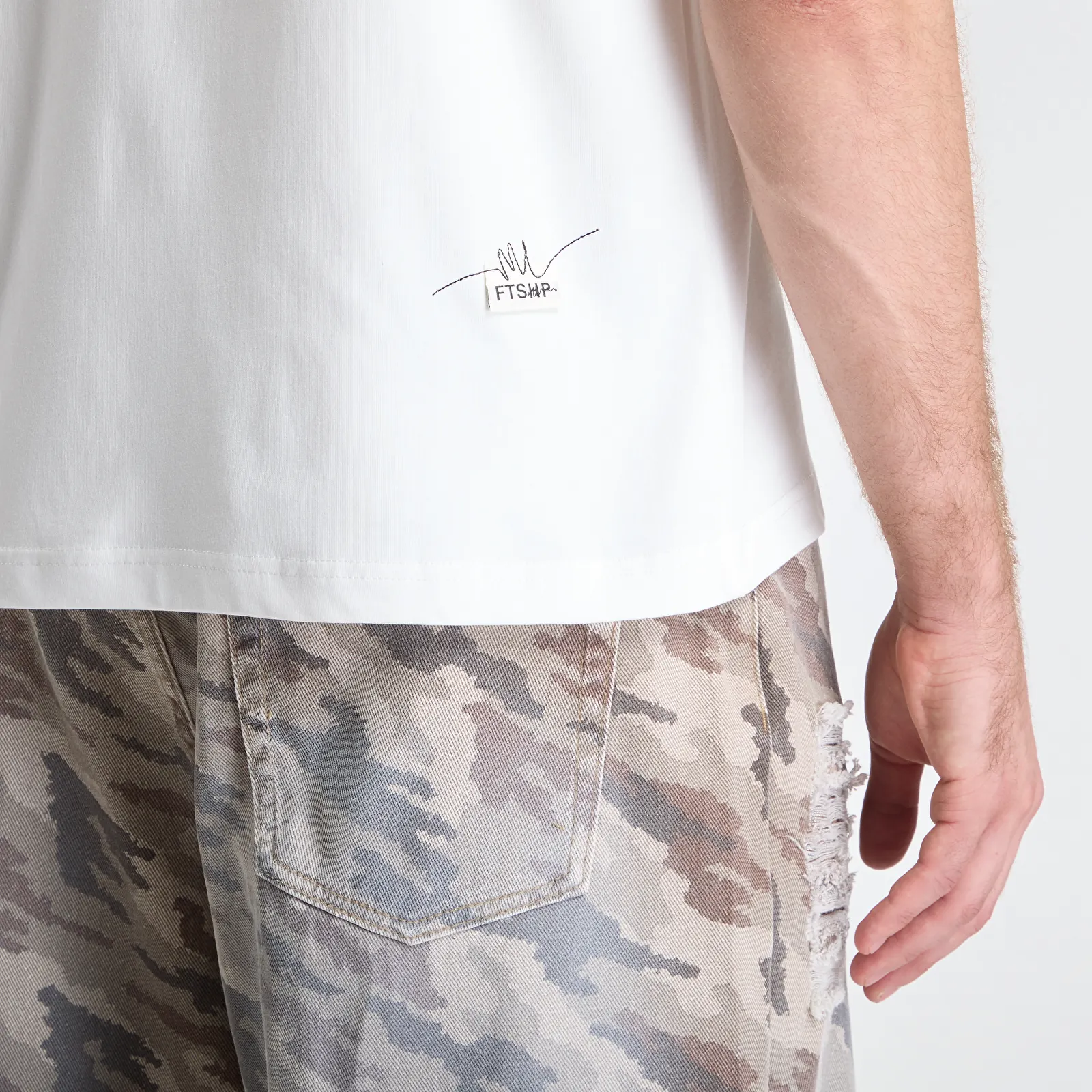 T-Shirts Footshop x Oktagon T-Shirt Frame White