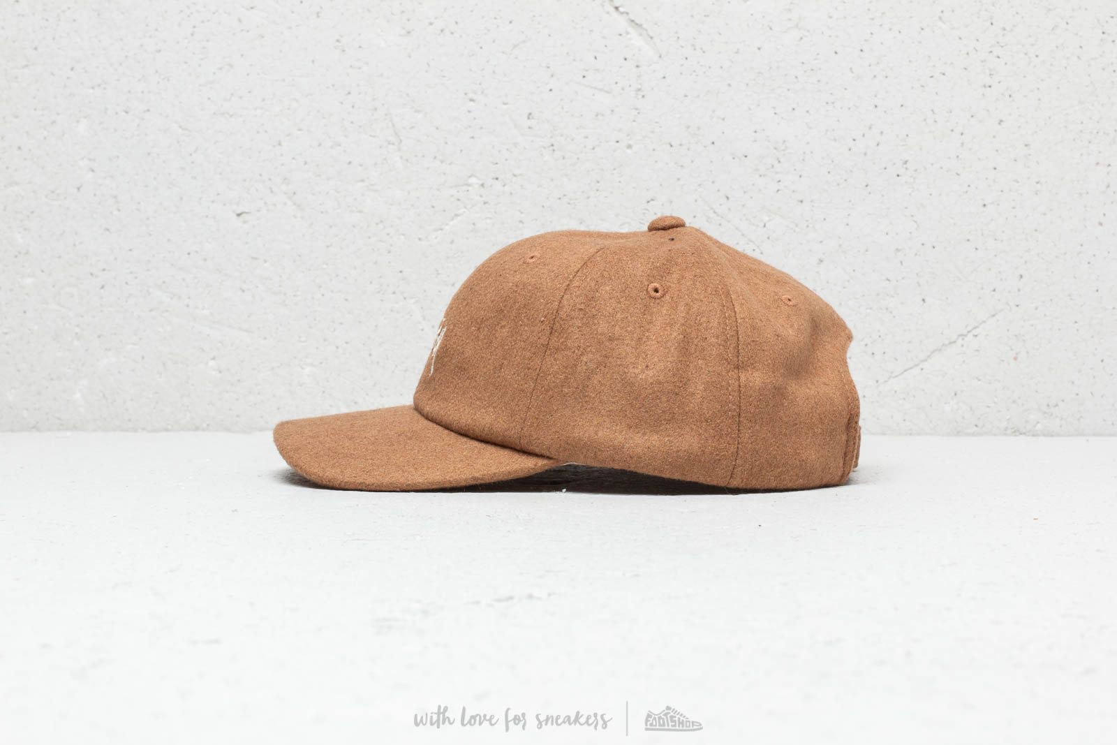 Hoofddeksels Stüssy Stock Wool Low Pro Cap Camel