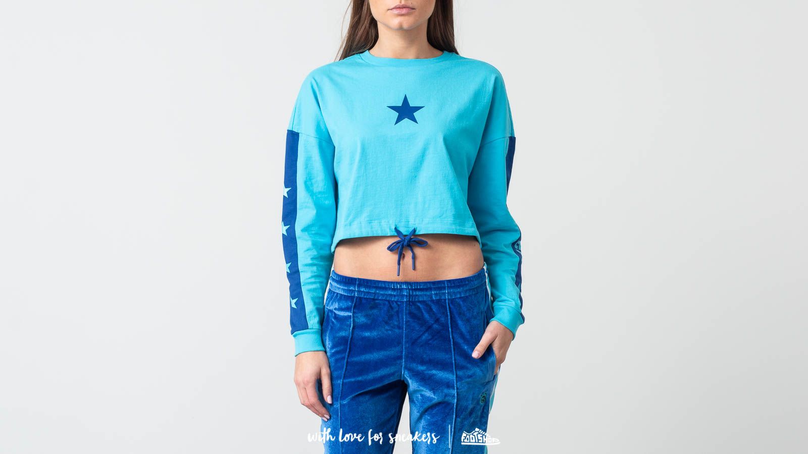 T-shirts Converse x Miley Cyrus Cropped Longsleeve Tee Blue