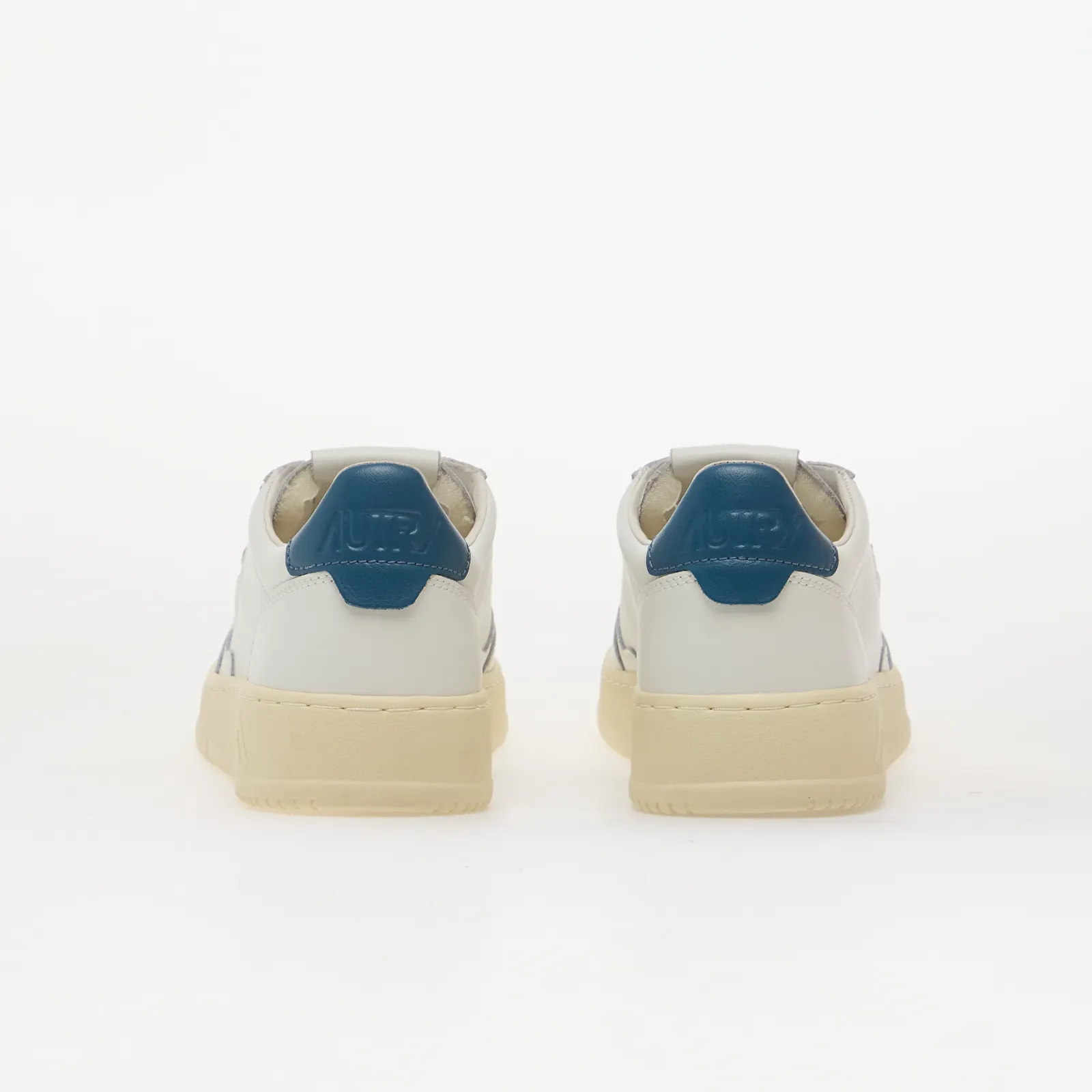 Încălțăminte și sneakerși pentru bărbați Autry Medalist Low Man White