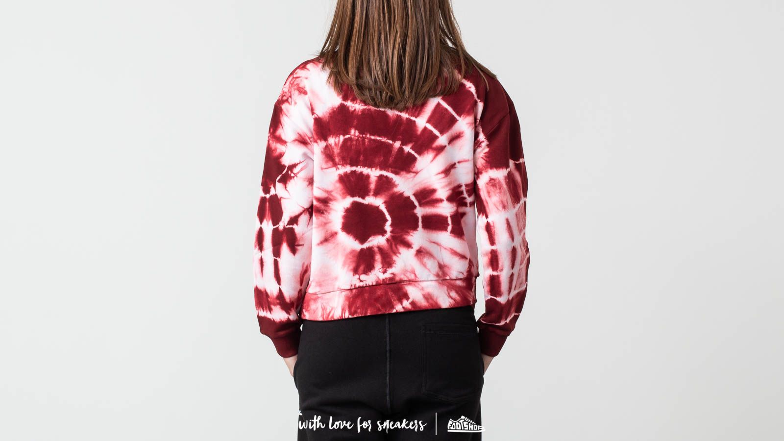 Mikiny FILA Tammar Crewneck Galaxy Batik Print