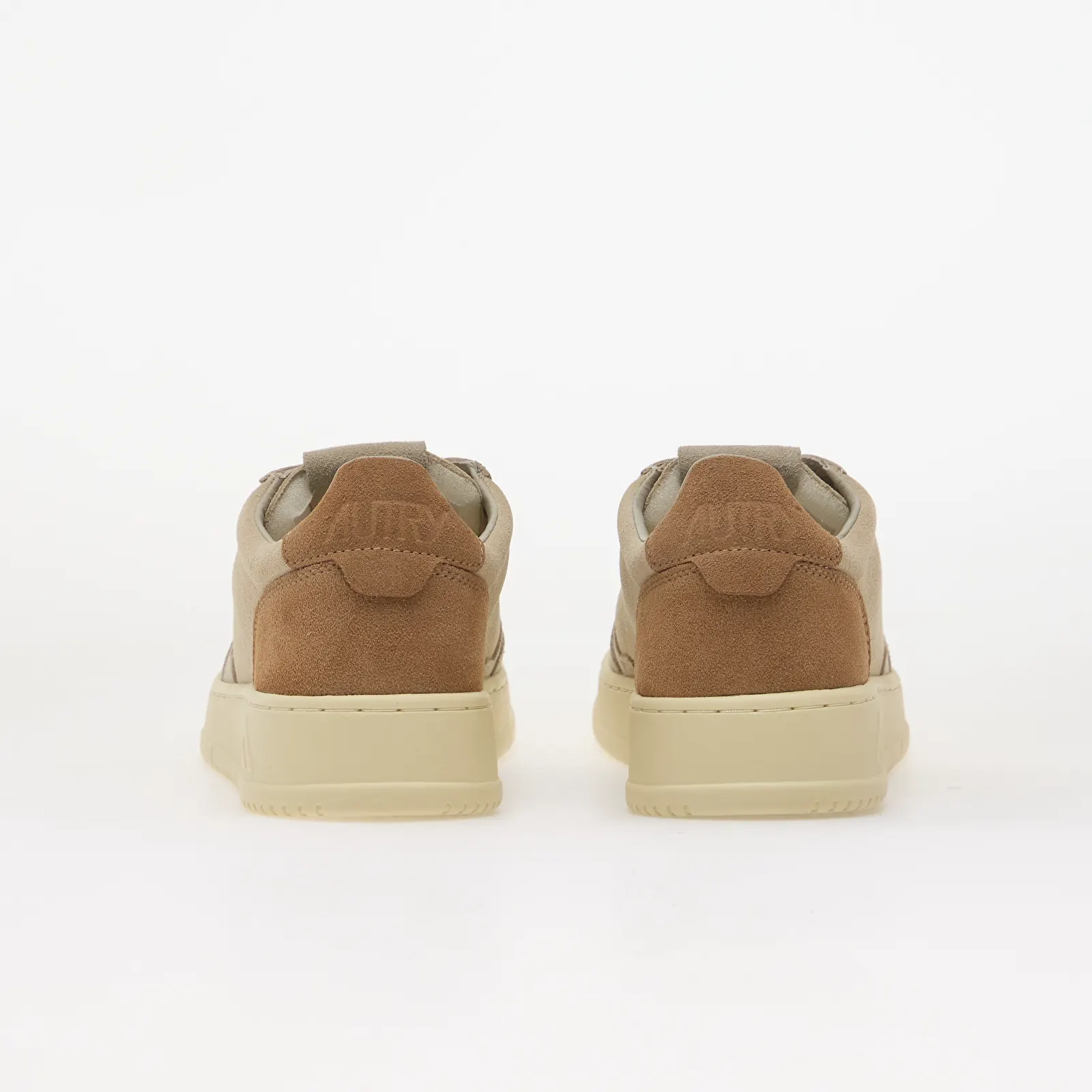 Încălțăminte și sneakerși pentru bărbați Autry Medalist Low Man Sand/ Cigar 