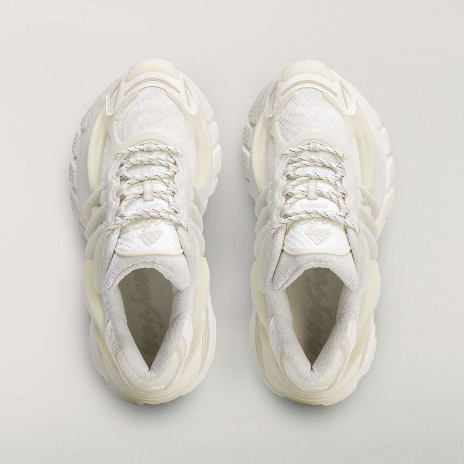 Obuwie adidas x Pharrell Williams Adistar Jellyfish Chalk White/ Off White/ Clear Brown