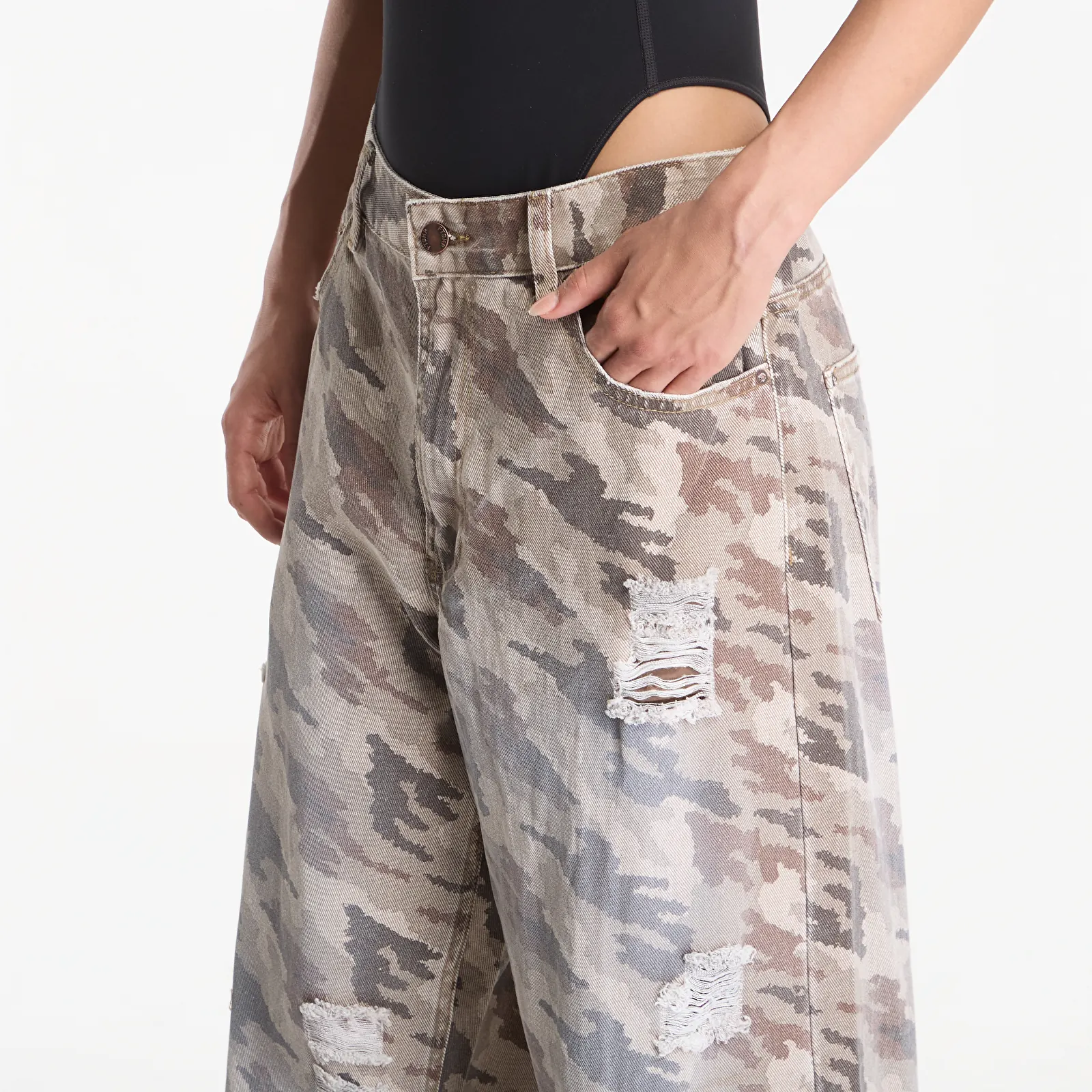 Τζιν Footshop x Oktagon Camo Pants Brown