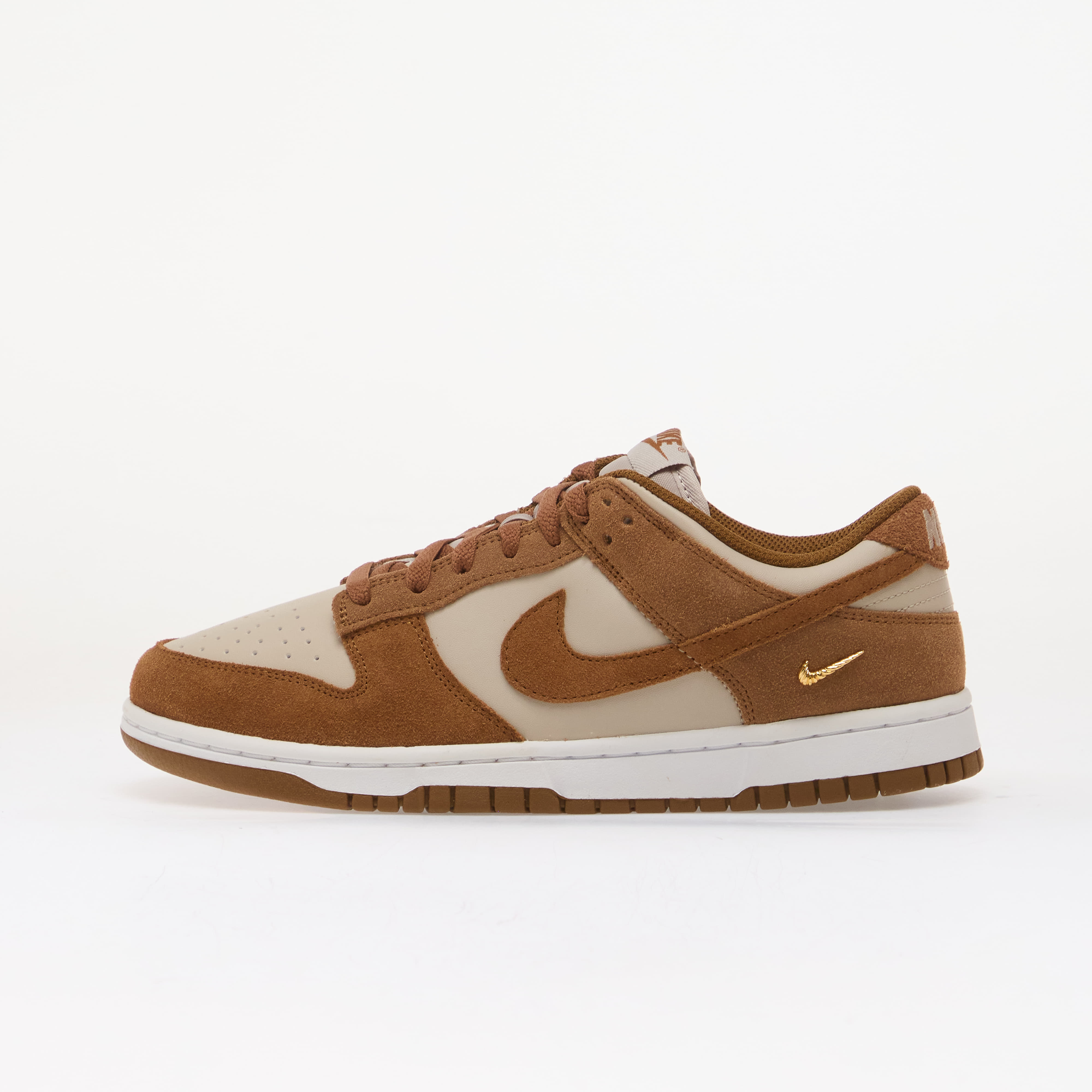 Сникърси Nike Dunk Low Suede Lt British Tan/ Lt British Tan-Cream Ii EUR 40.5