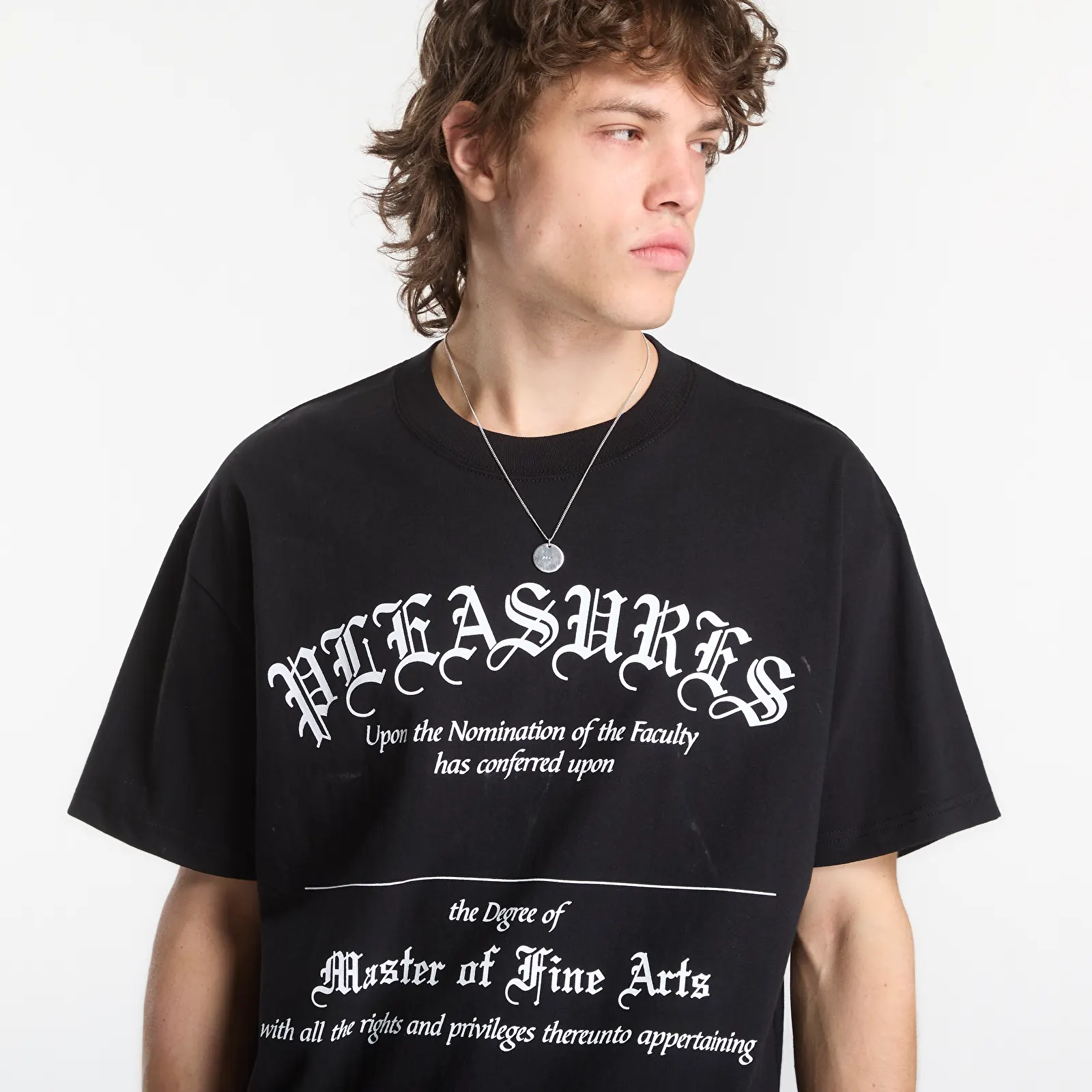 T-shirts  PLEASURES Degree T-Shirt Black