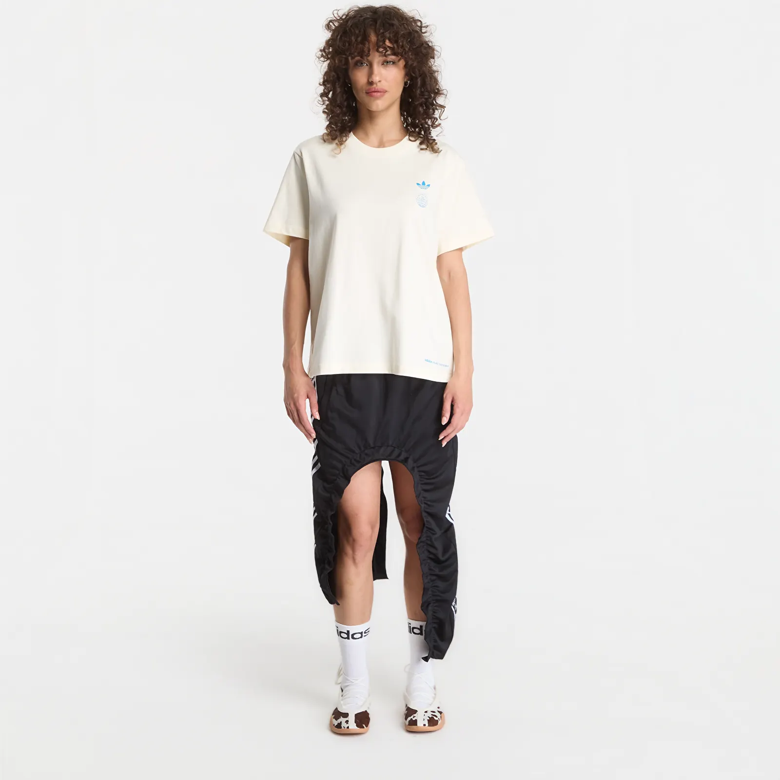T-särgid adidas Dtmf Bad Bunny Heavyweight Merch Tee UNISEX Cream White