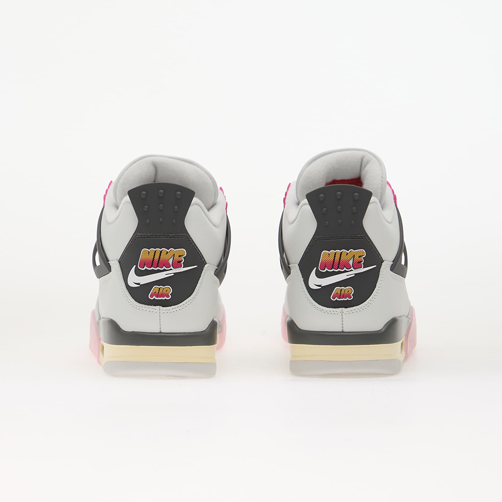 Men's shoes Air Jordan 4 Retro "Comic" Off White/ Fire Pink-Anthracite