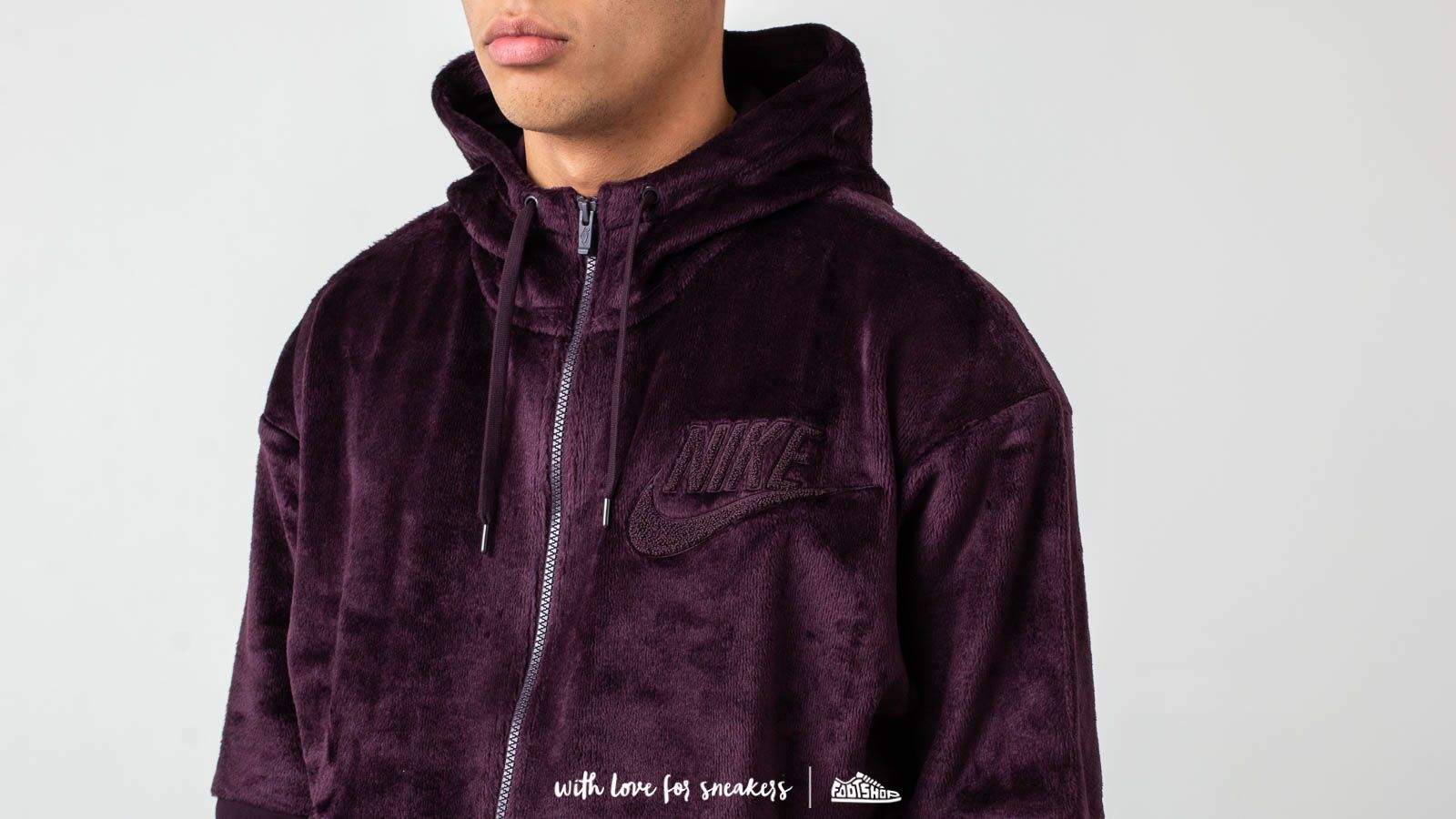Nike velour discount hoodie mens