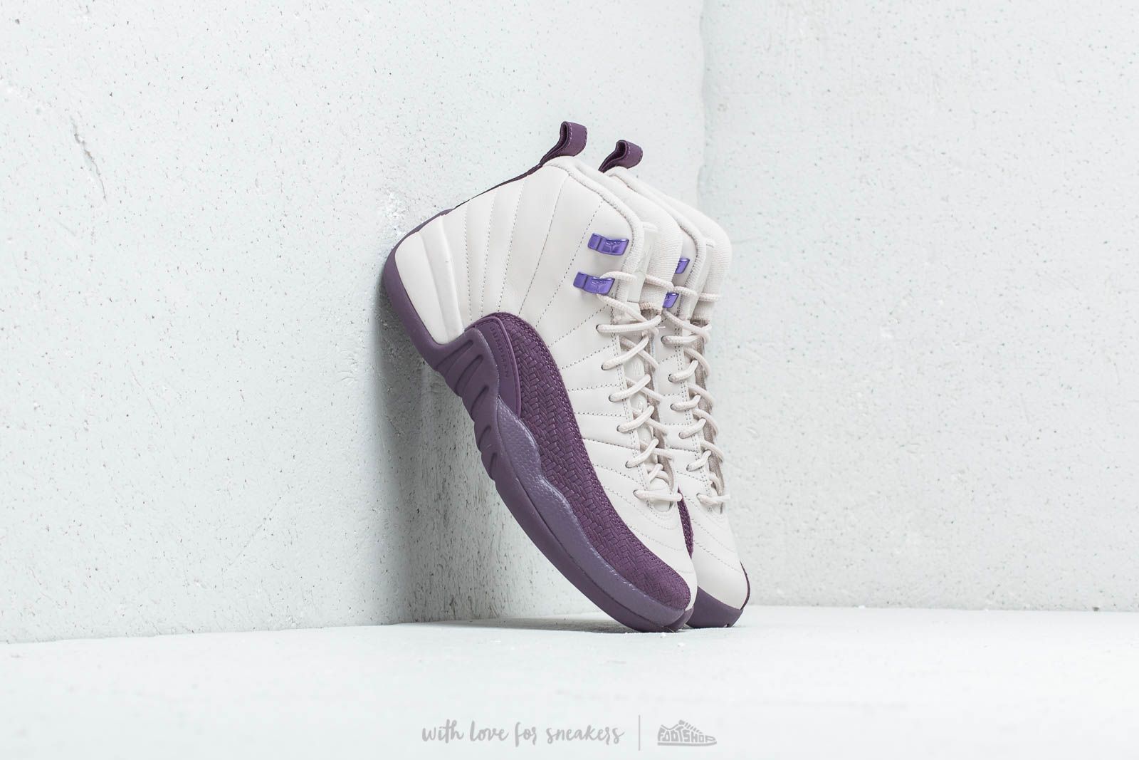 Zapatillas mujer Air Jordan 12 Retro (GS) Desert Sand/ Desert Sand