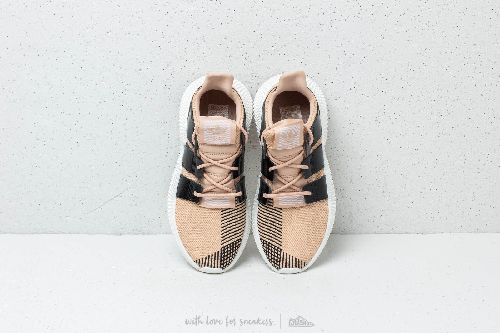 Sneakers en schoenen voor kinderen adidas Prophere J St Pale Nude/ Core Black/ Footwear White