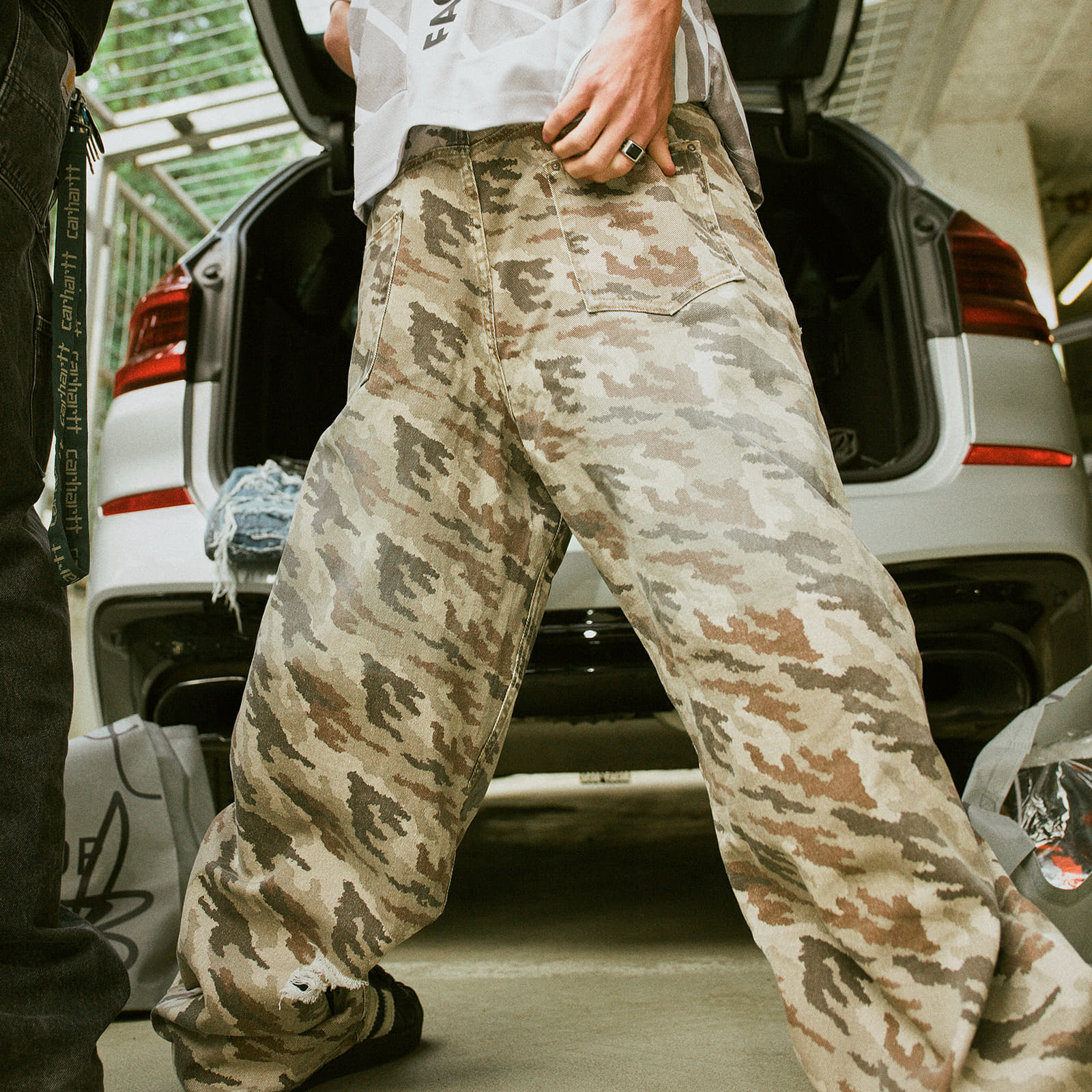 Τζιν Footshop x Oktagon Camo Pants Brown