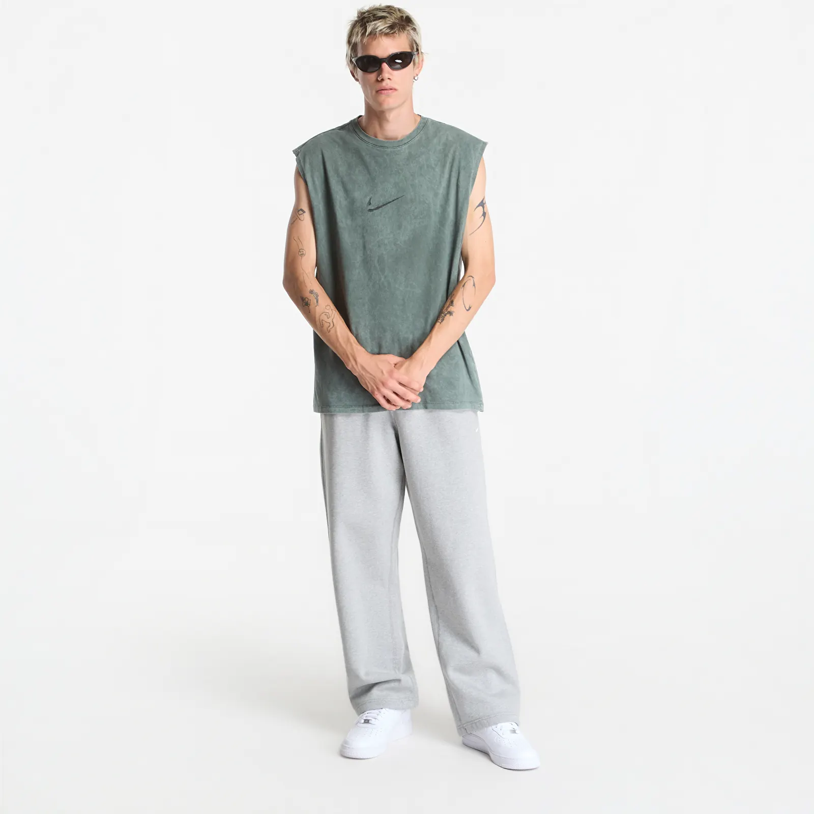 T-paidat Nike Men's Sleeveless T-Shirt Camo Green/ Light Army