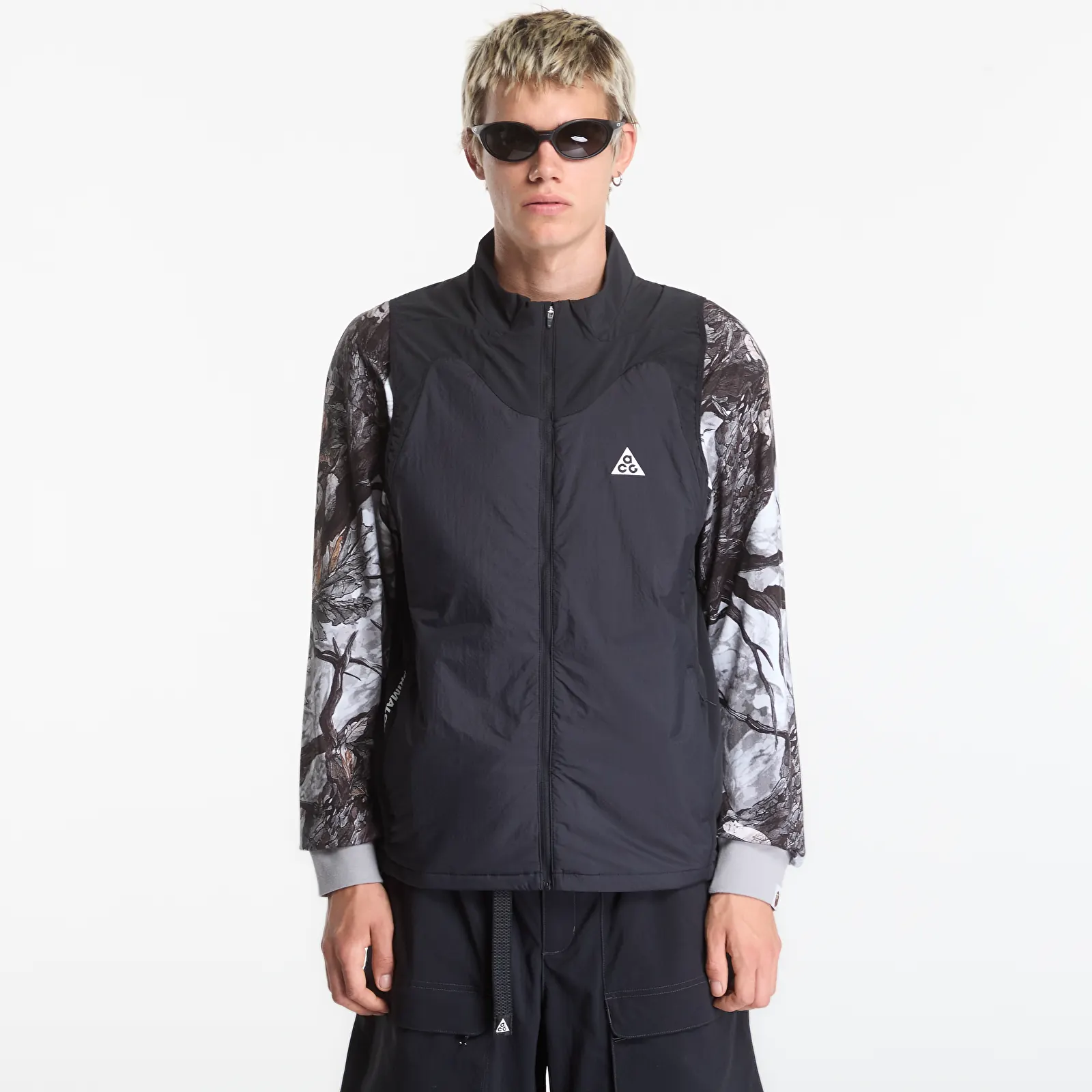Vests Nike ACG "Rope de Dope" Men's Therma-FIT ADV Vest Black/ Black/ Summit White