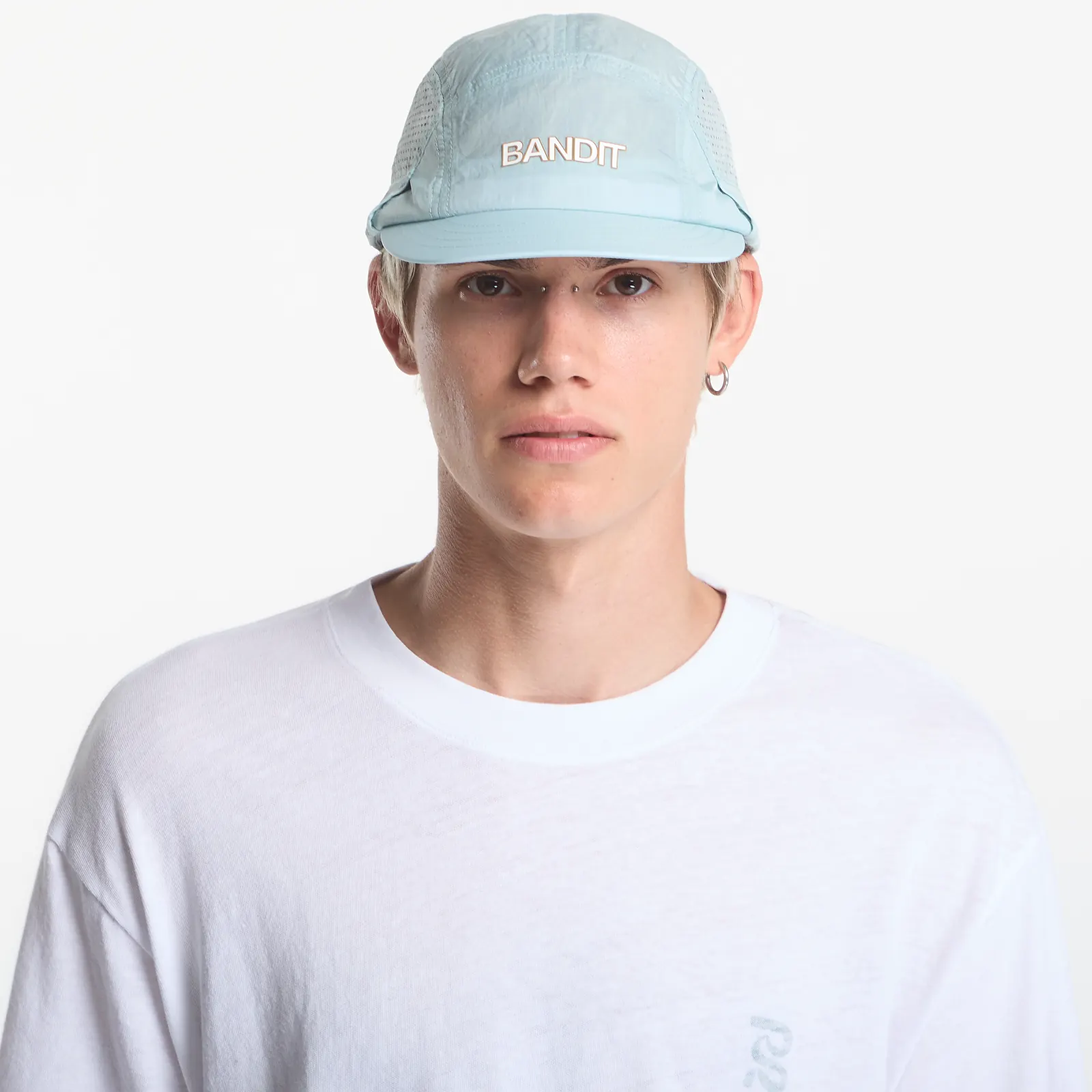 Caps BANDIT Nylon HumoFit™ Run Hat with Sunglasses Holder Mist