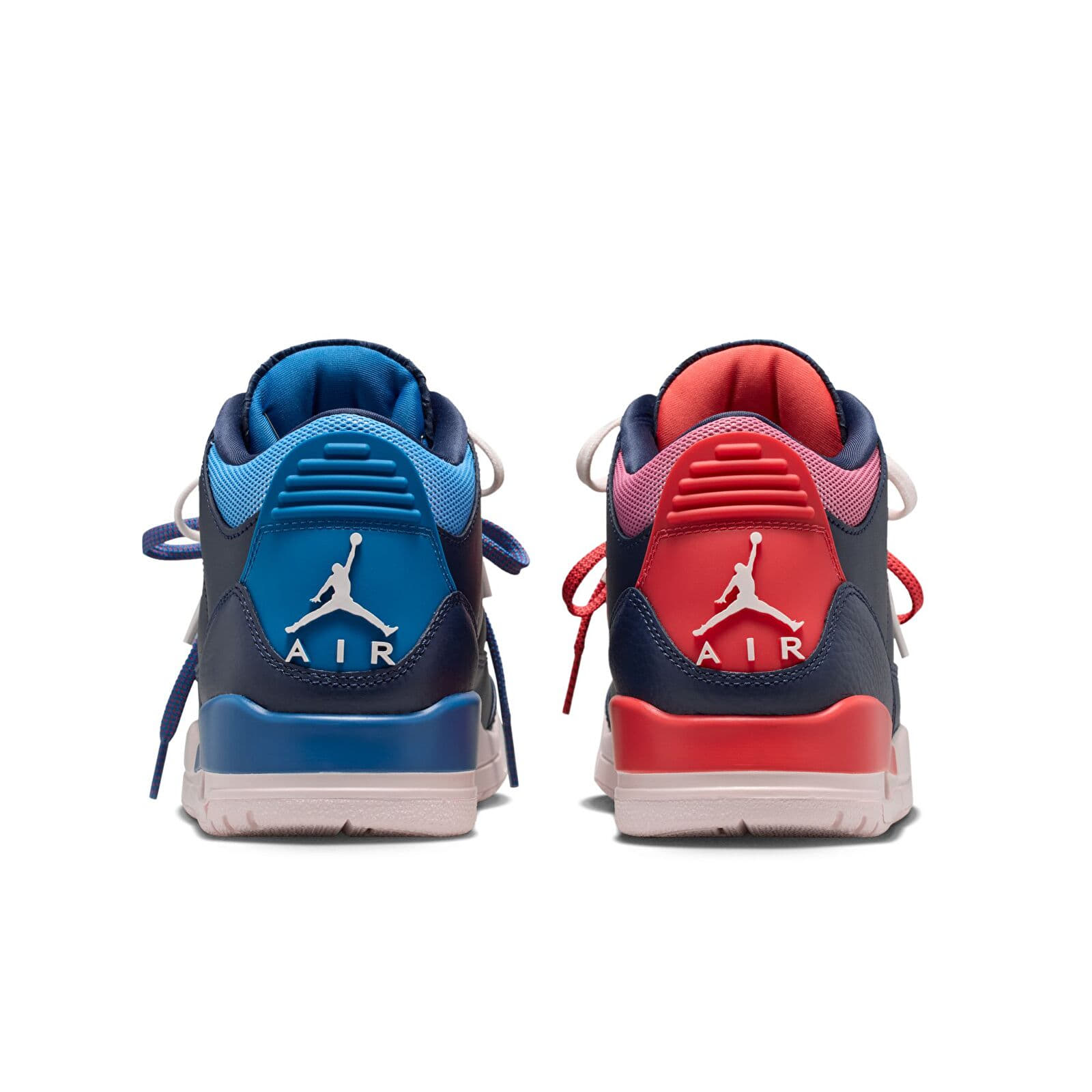 Women's shoes Air Jordan 3 Retro "Sports Renaissance" Obsidian/ Chalk/ Track Red