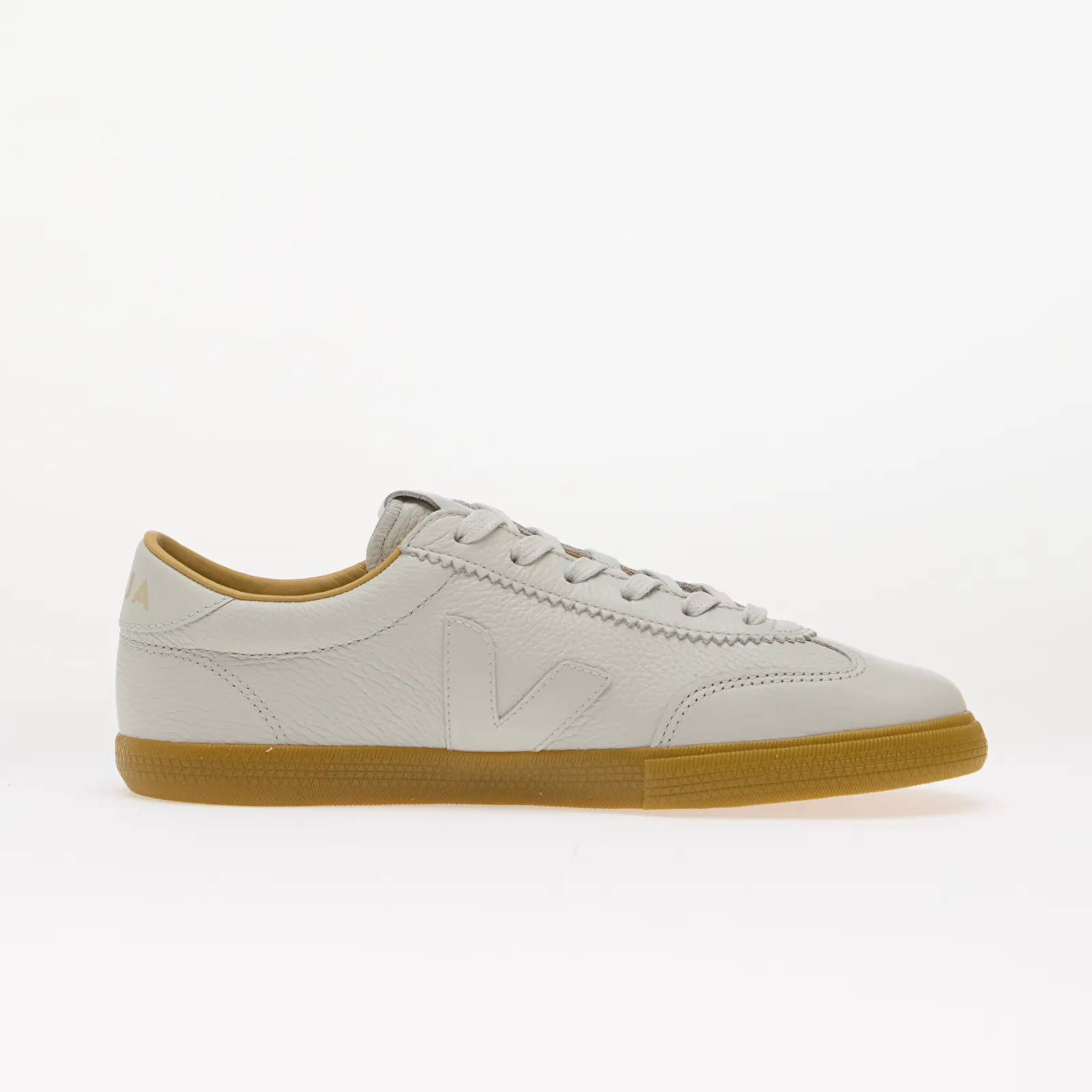 Women's shoes Veja Volley Sig Grained Oil Leather Pearl