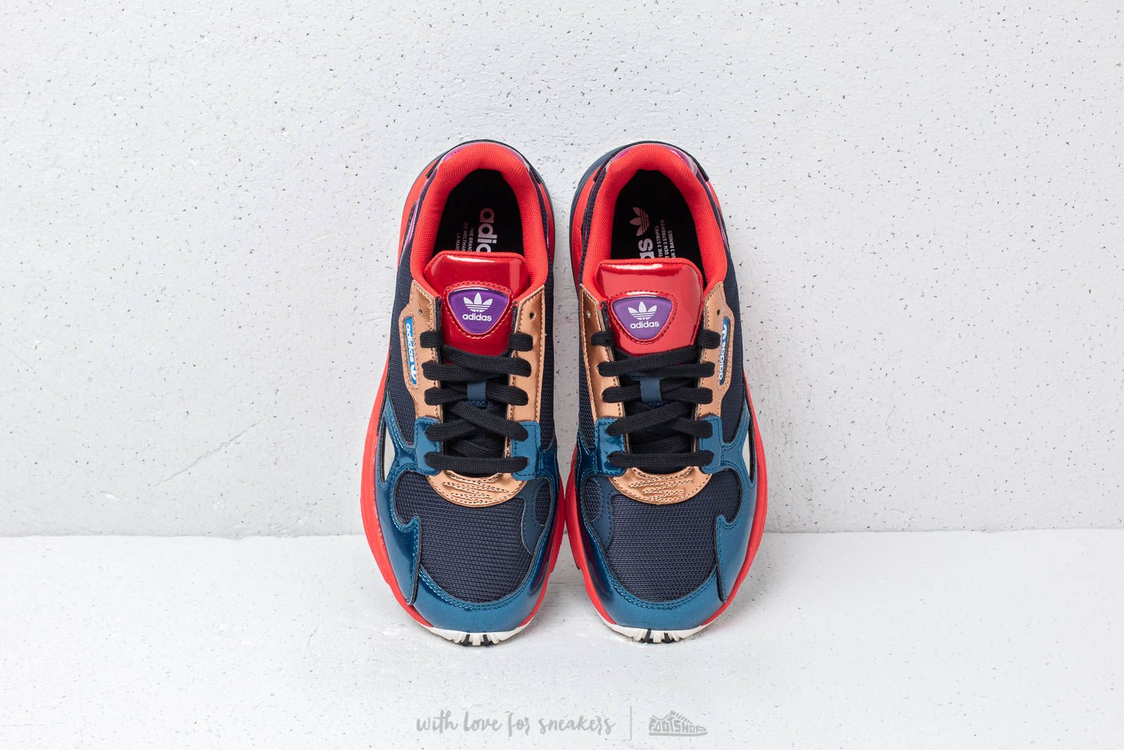 Dámské tenisky a boty adidas Falcon W Conavy/ Conavy/ Red