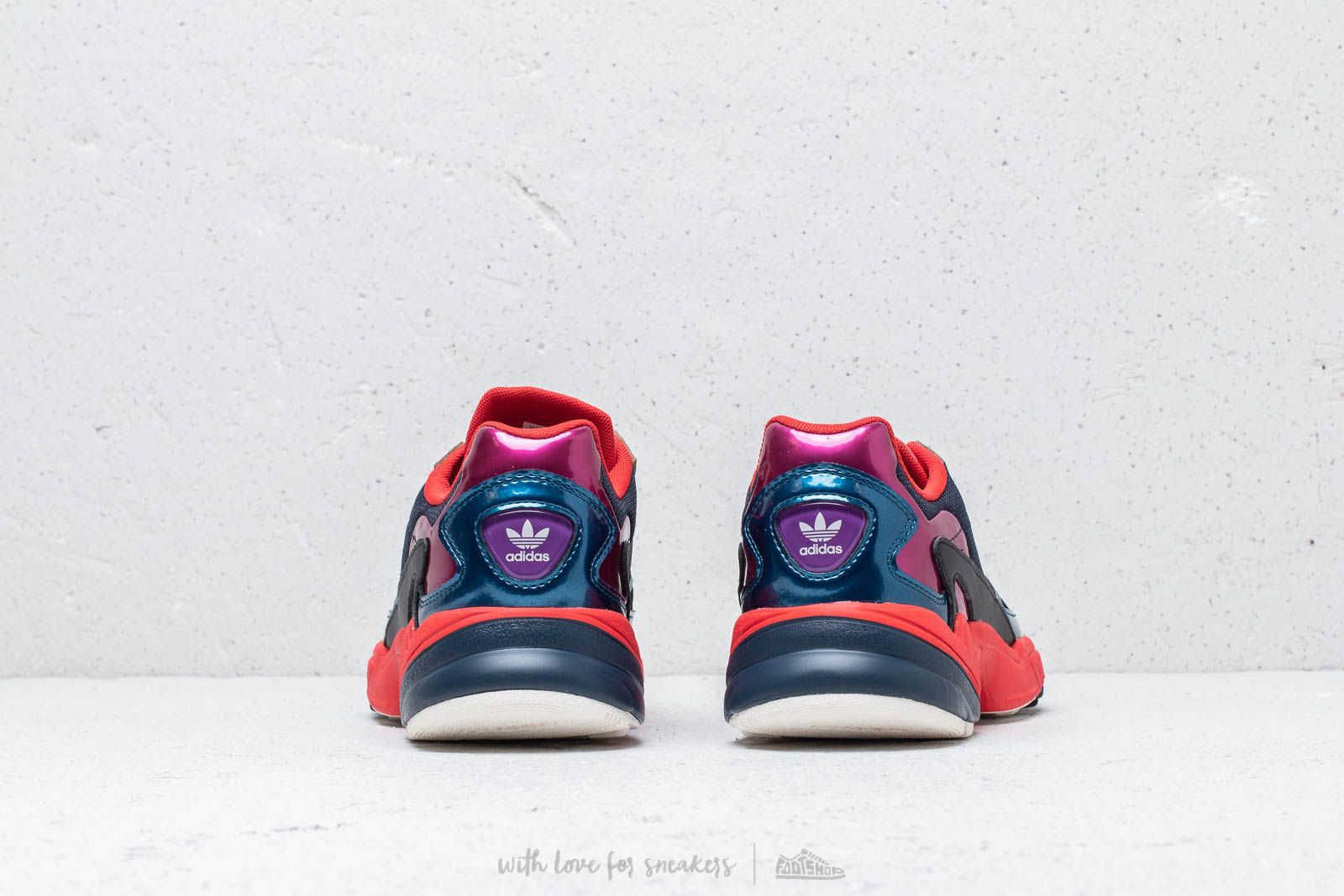 Dámské tenisky a boty adidas Falcon W Conavy/ Conavy/ Red