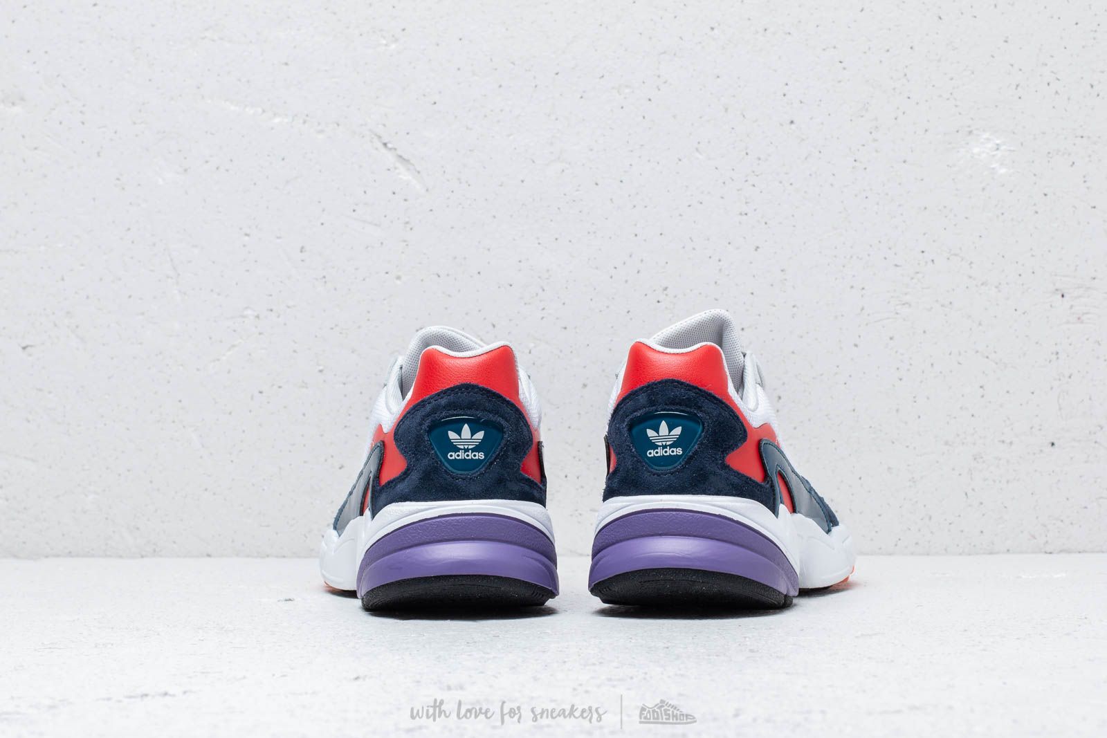 Adidas originals falcon price top