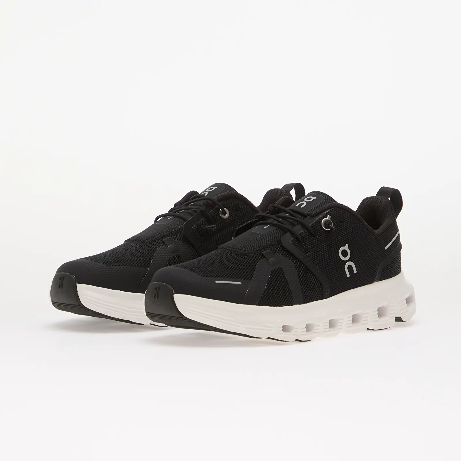 Kids' sneakers and shoes On K Cloud Sky 2 Black/ White