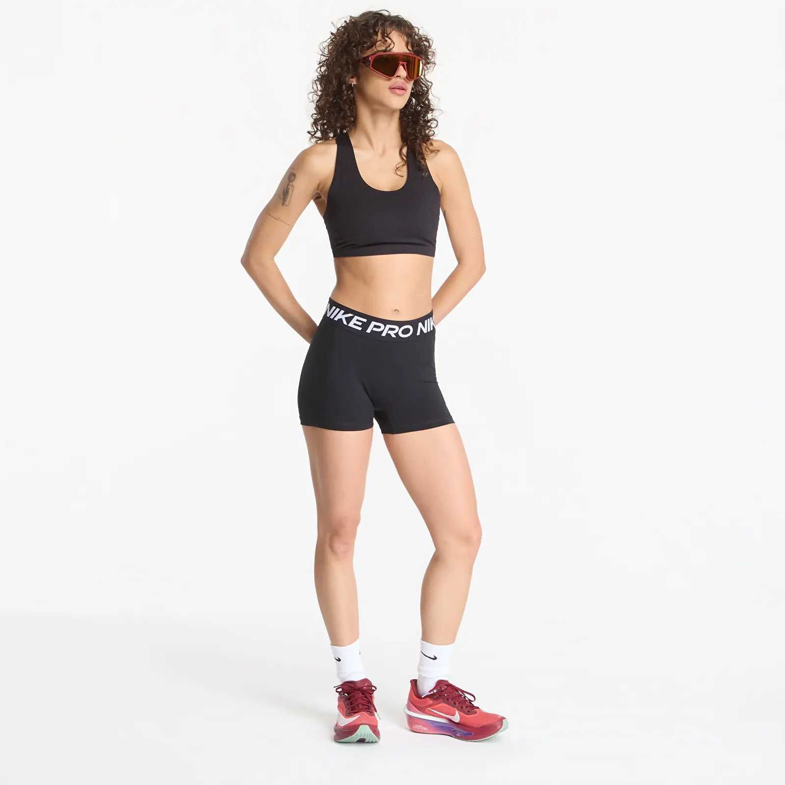 Shortsit Nike Pro Women's Mid-Rise 3" Biker Shorts Black/ White