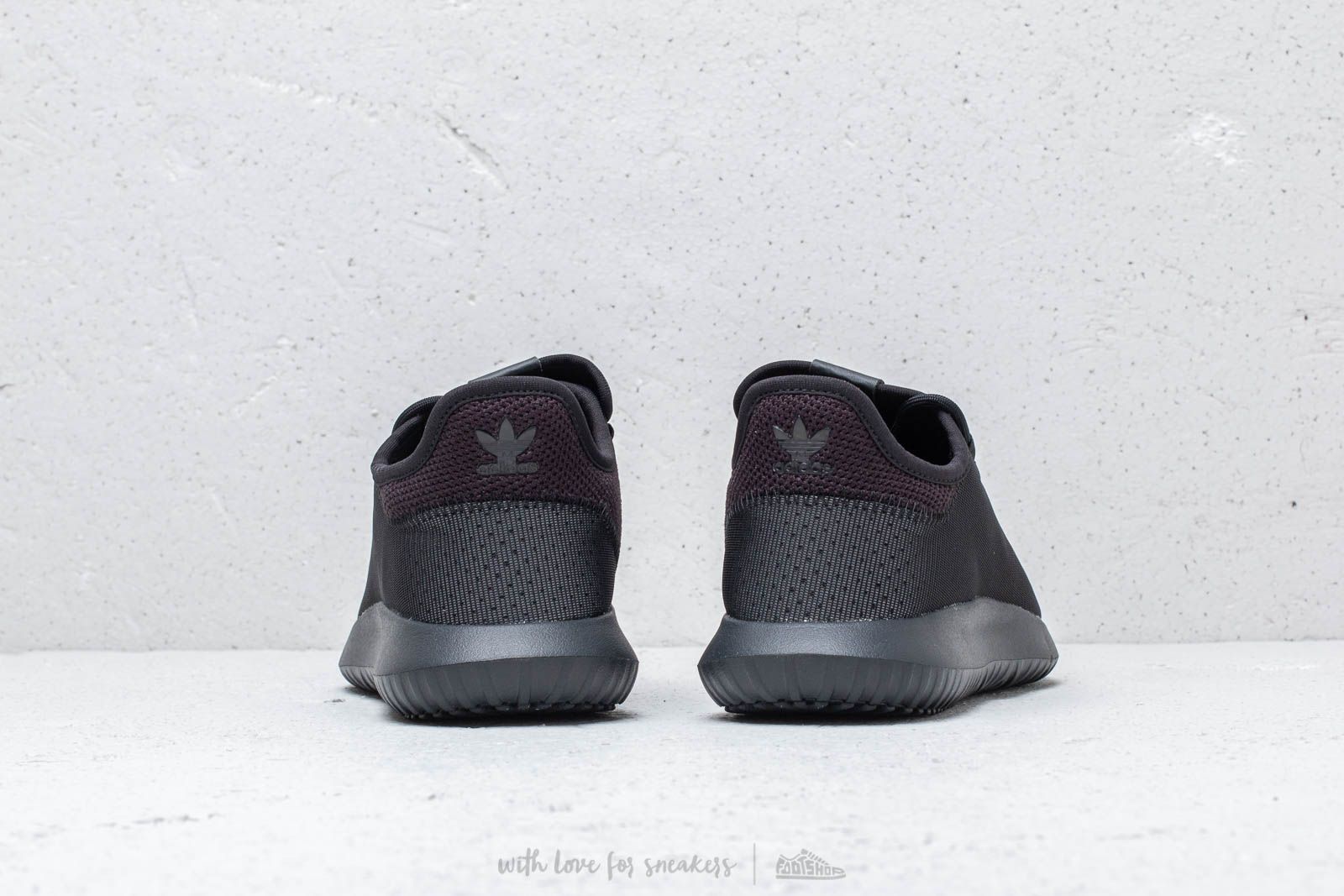 Adidas tubular kids black sales
