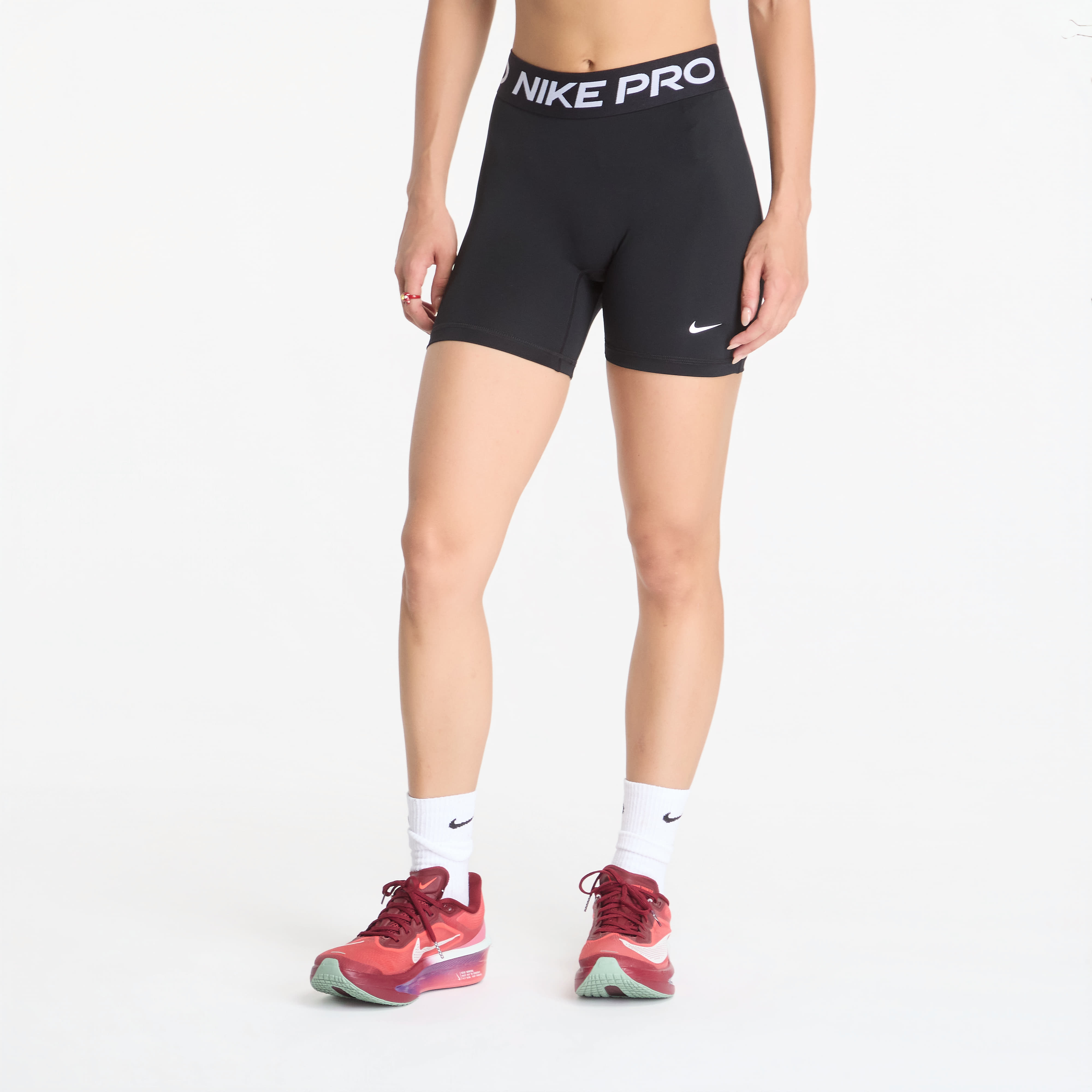 Nike Pro 365 Women's 5