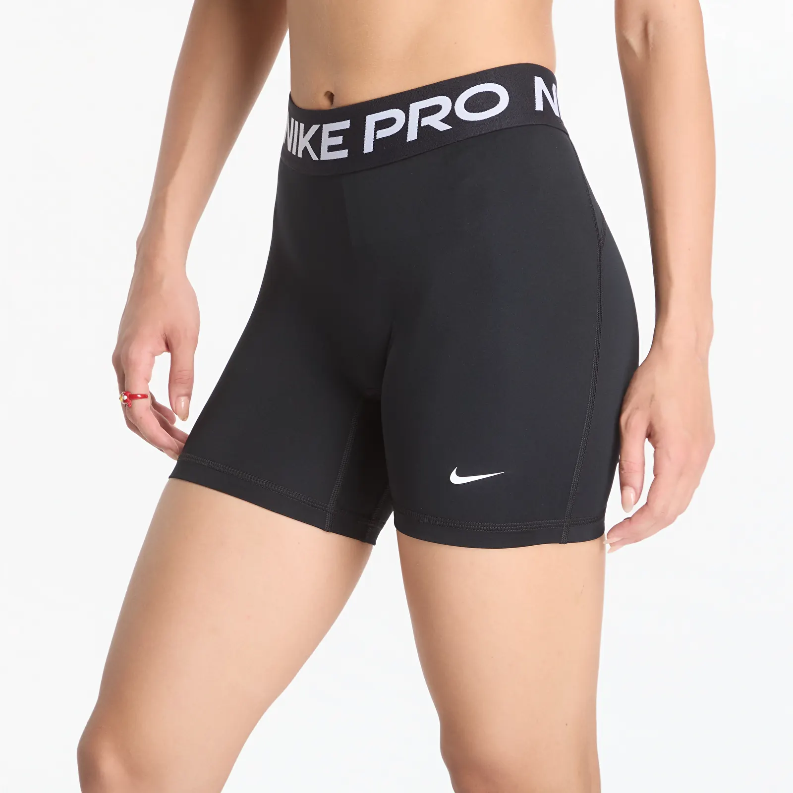 Kurzhosen Nike Pro 365 Women's 5" Mid-Rise Shorts Black/ White