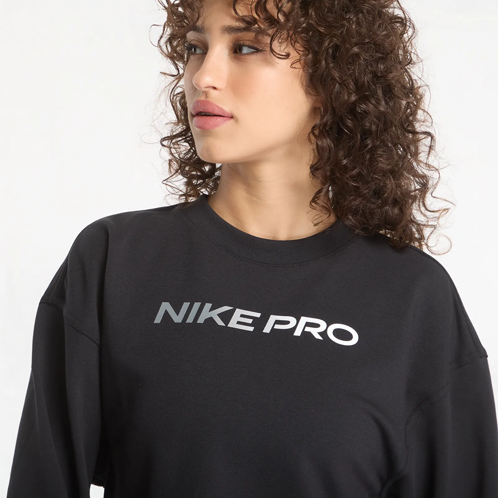 Hoodies and sweatshirts  Nike Pro Women's Dri-FIT Crew-Neck French Terry Top Black/ White