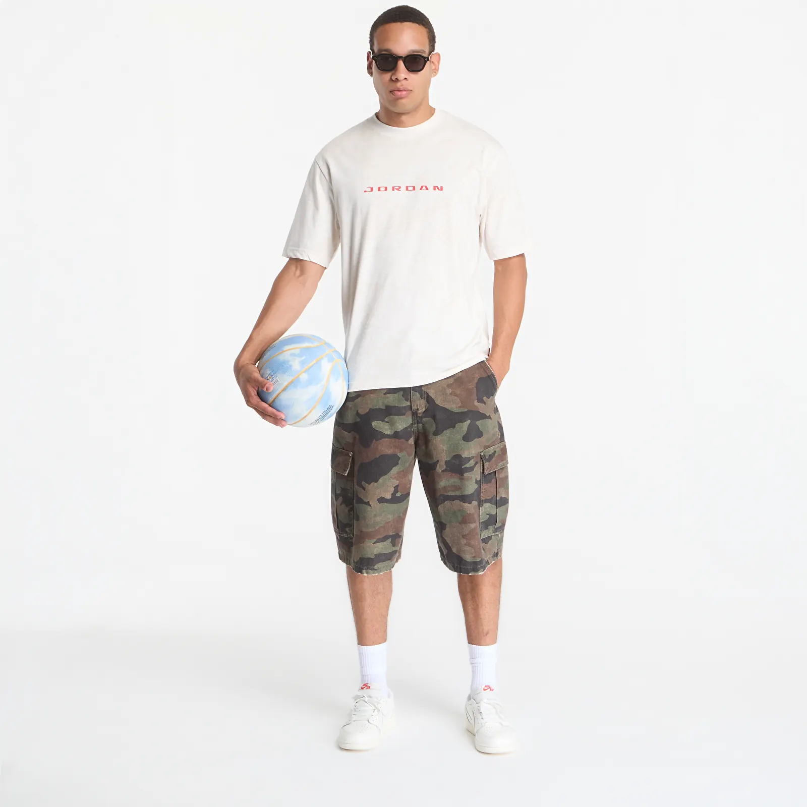 T-Shirts Jordan Brooklyn Men's T-Shirt Phantom/ University Red