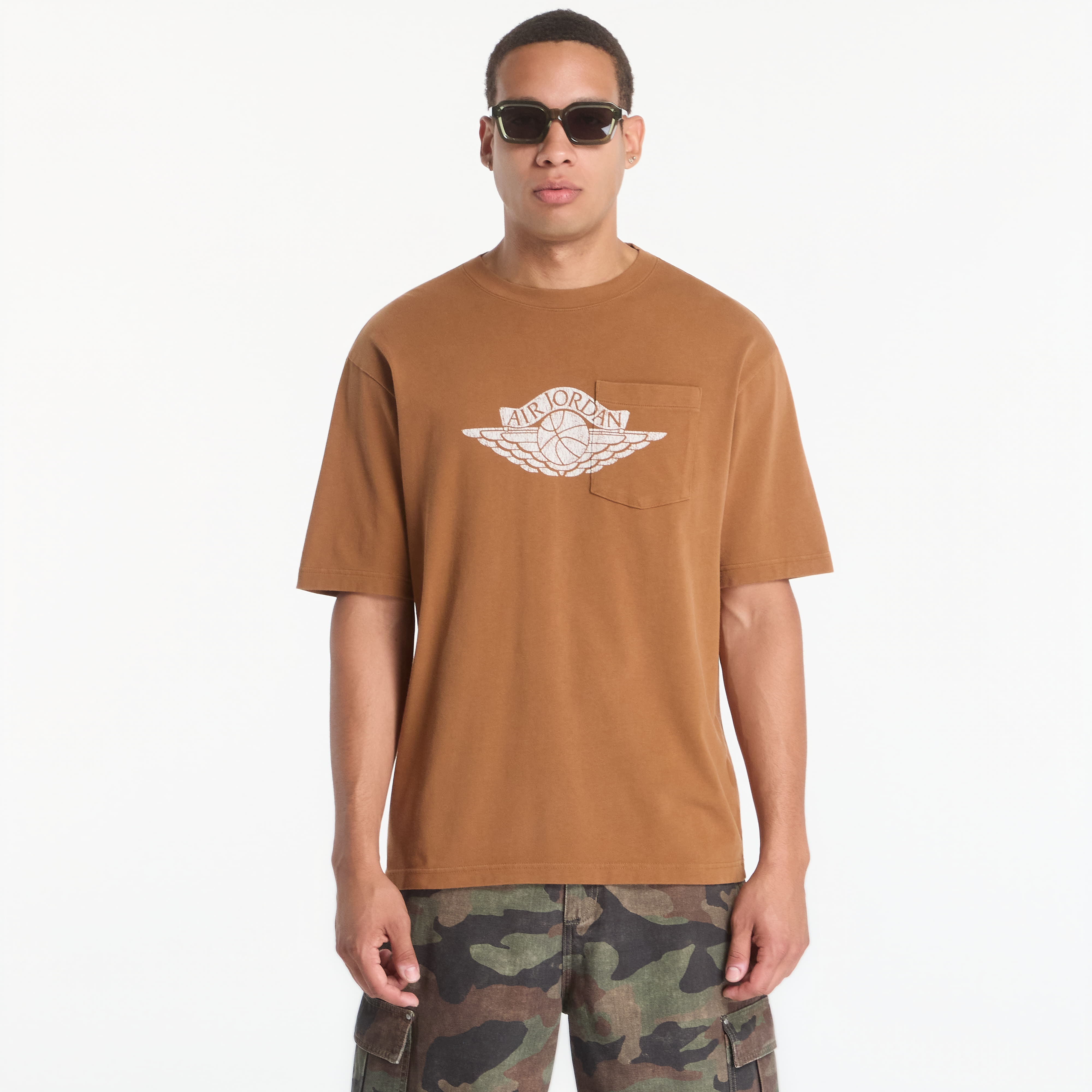 T-shirt Jordan Flight Essentials Men's Pocket T-Shirt Lt British Tan/ Shadow Brown XS