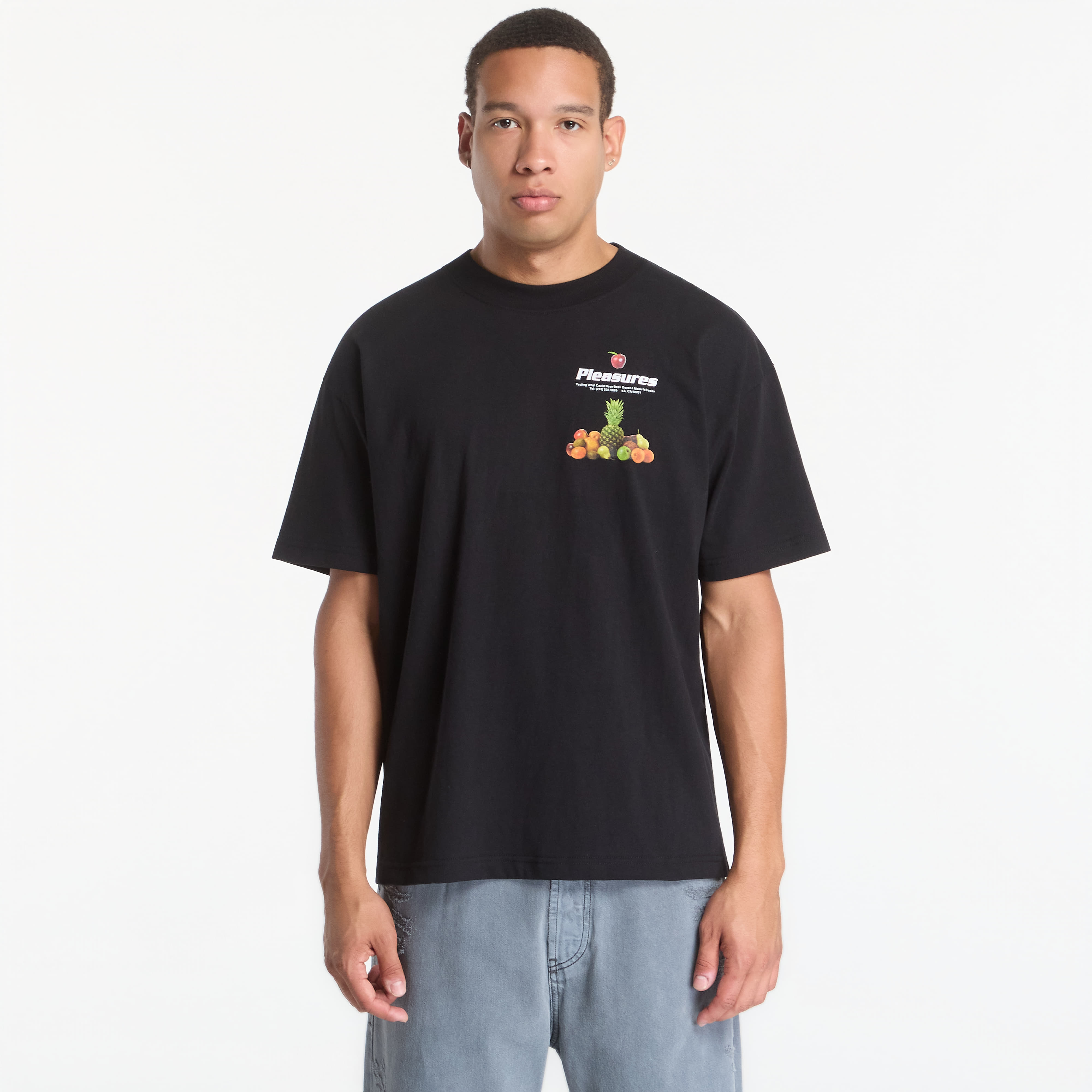 T-shirt PLEASURES Delivery T-Shirt Black XXL