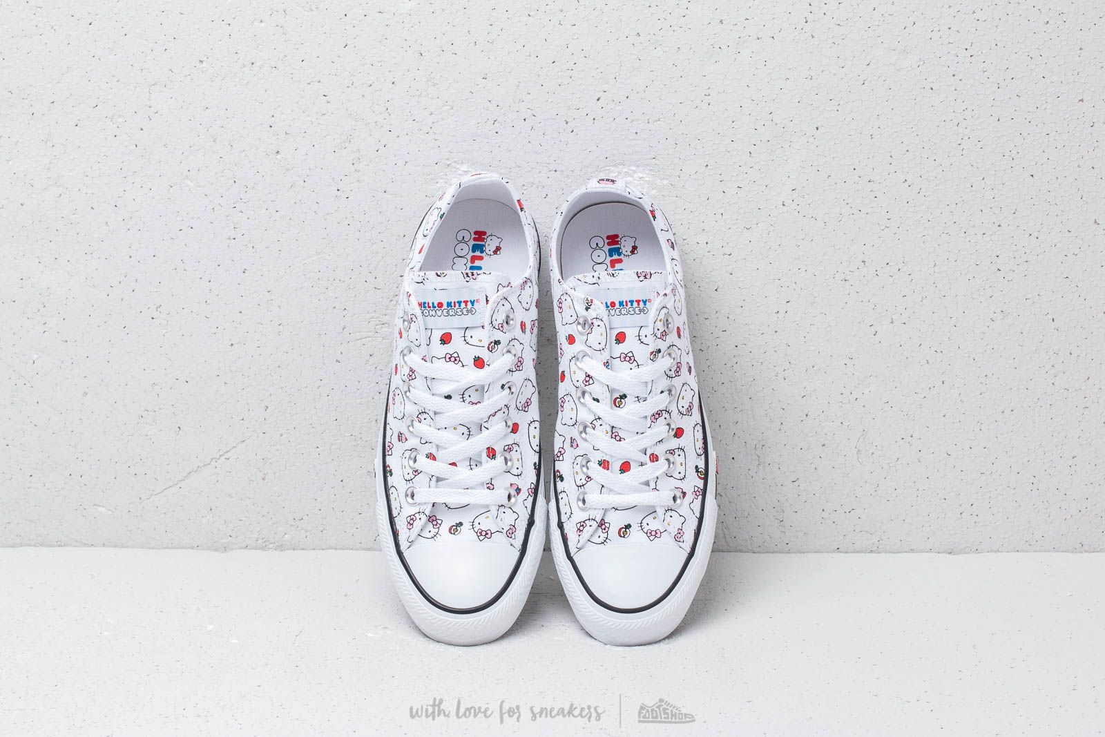 Naiste jalatsid Converse x Hello Kitty Chuck Taylor All Star Ox White/ Fiery Red/ Prism Pink