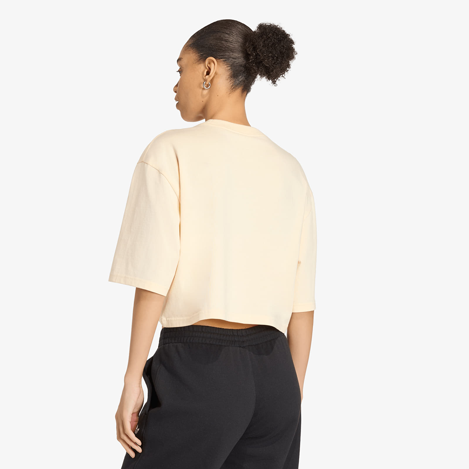 Футболки adidas Essentials Crop T-shirt Warm Vanilla