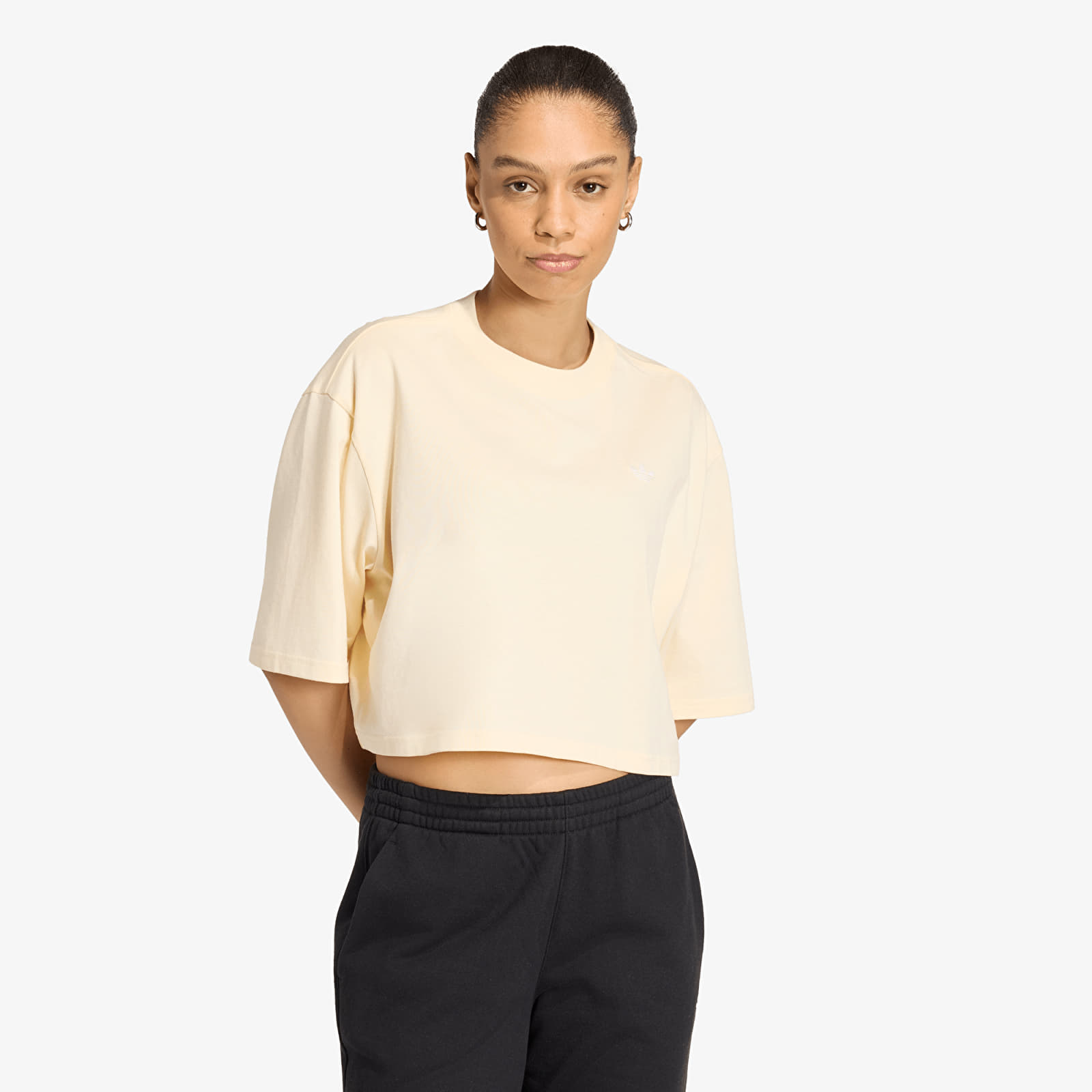Футболки adidas Essentials Crop T-shirt Warm Vanilla