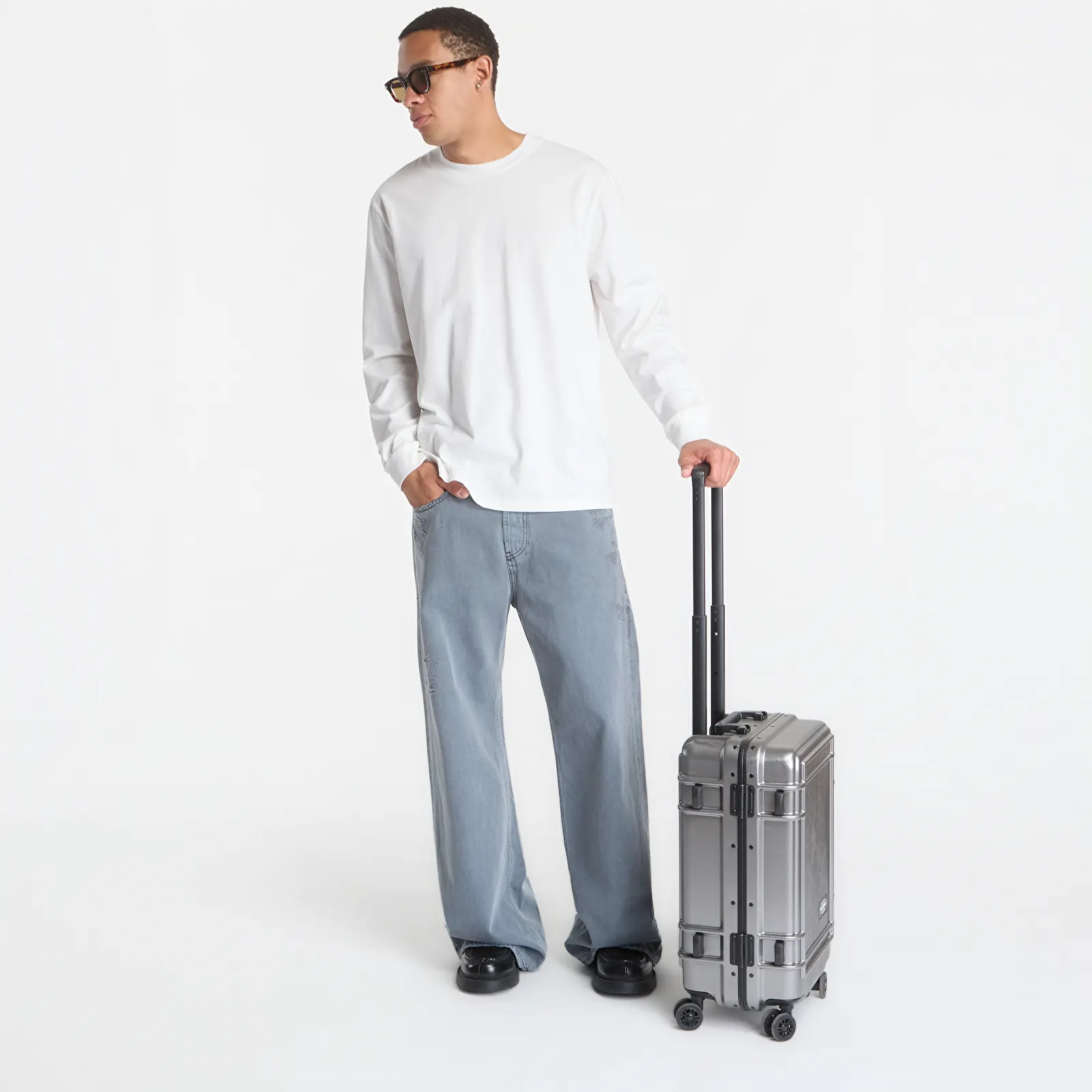 Koszulki A.P.C. Long Sleeve T-Shirt Winter 26 UNISEX Off-White