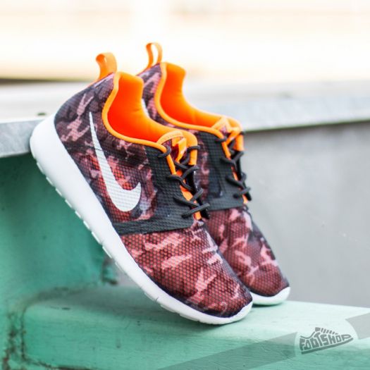 Basket nike femme roshe top run