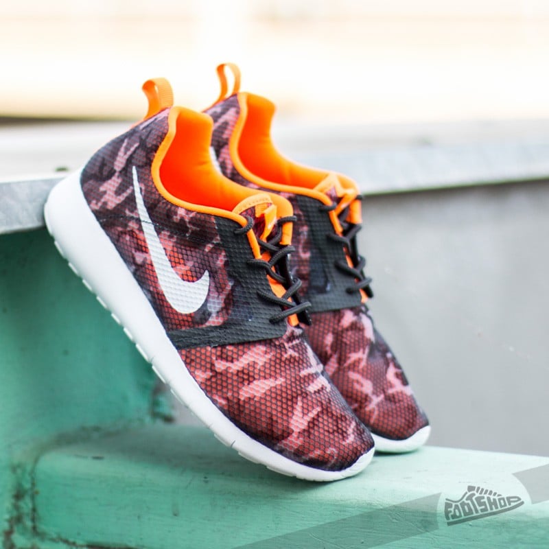 Nike roshe run enfant orange shop