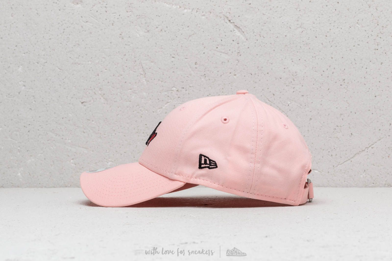 Sombrerería New Era 9Forty MLB LA Dodgers Heart Strapback Pink